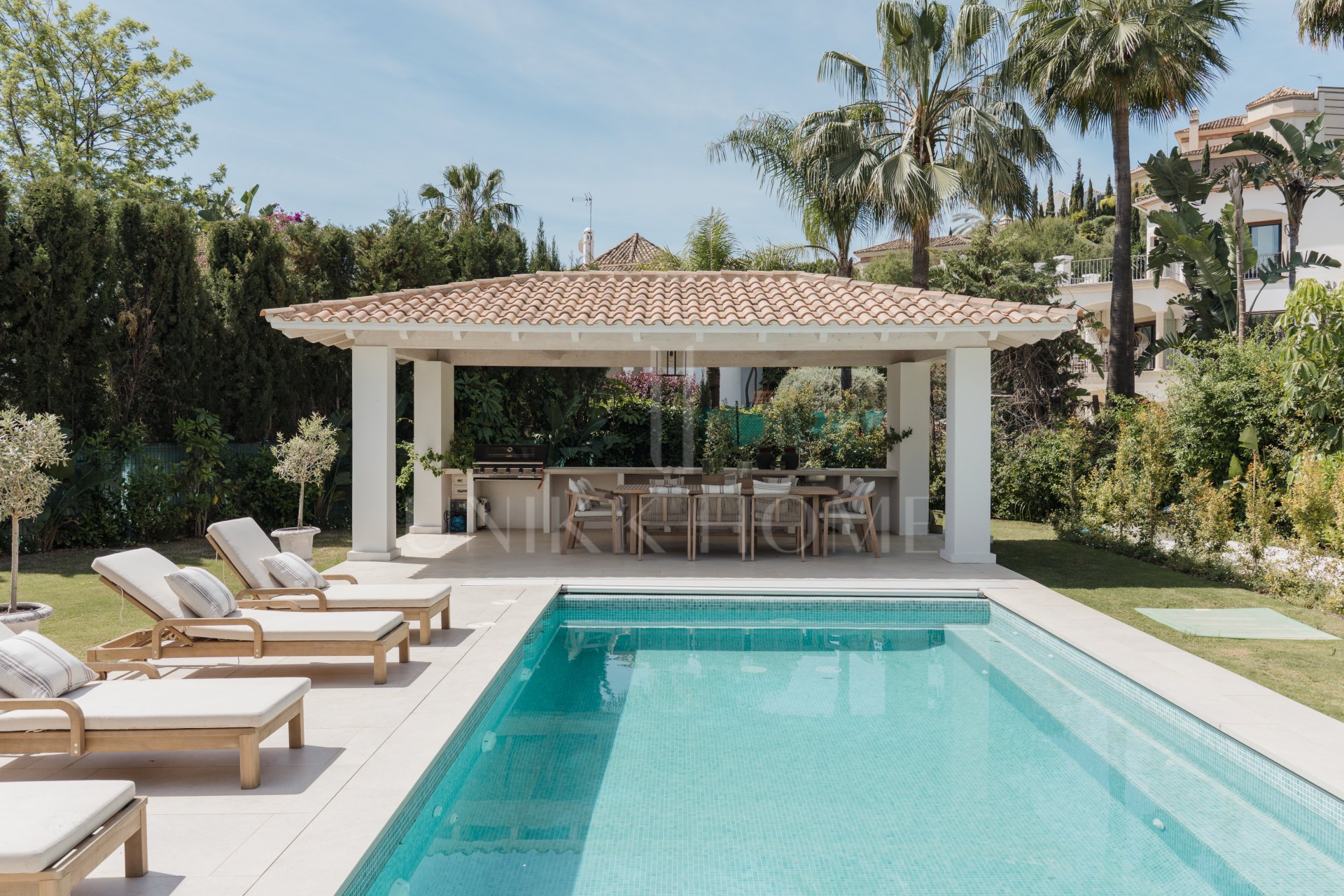 Stunning newly built family villa in Los Arqueros