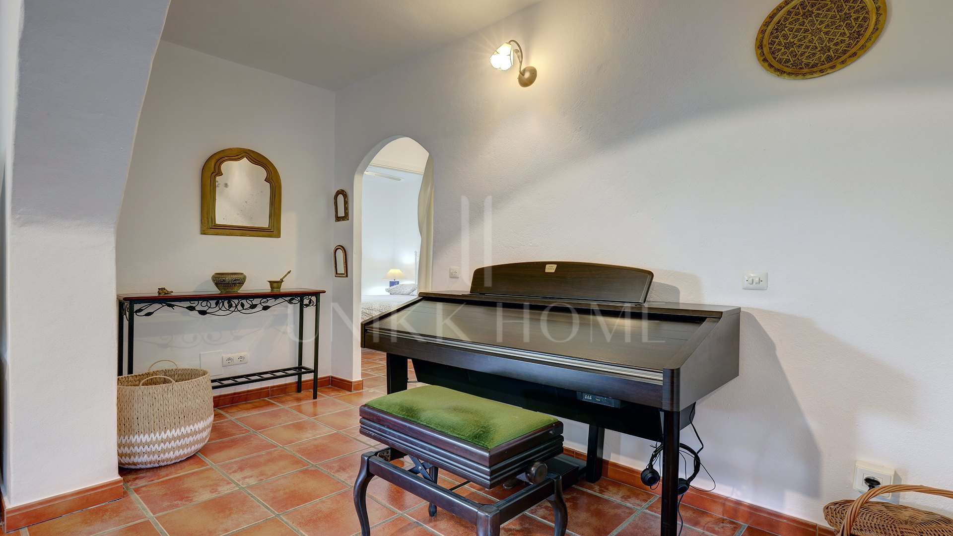 Charming Finca with Private Pool, Solarium, BBQ and Orchard in San Pablo de Buceite