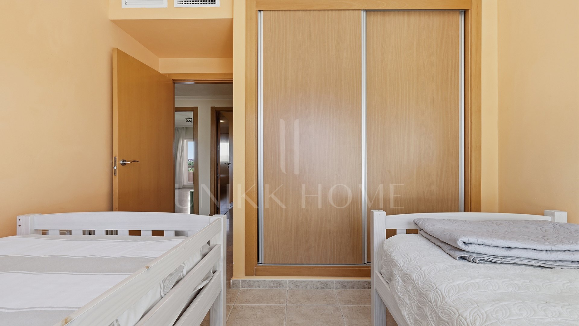 Beautiful Two-Bedroom Apartment in Casares Costa