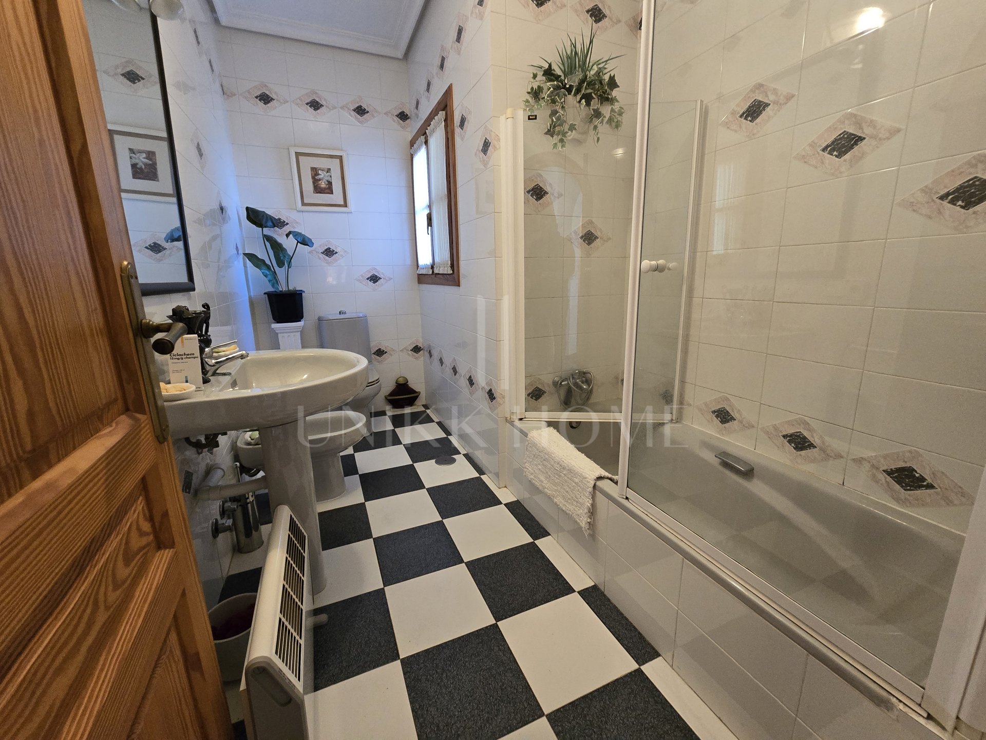 Exclusive detached villa located in one of the most sought-after areas of L'Alfàs del Pi