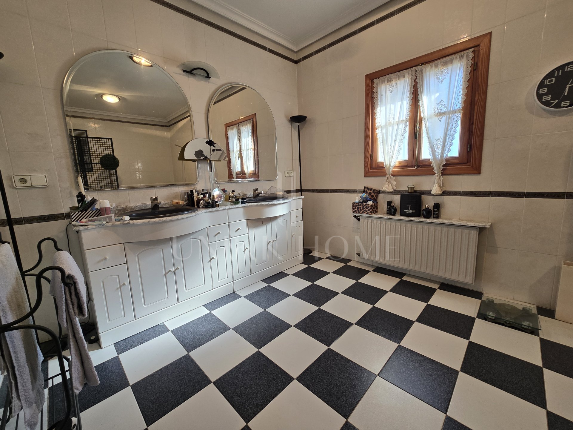 Exclusive detached villa located in one of the most sought-after areas of L'Alfàs del Pi