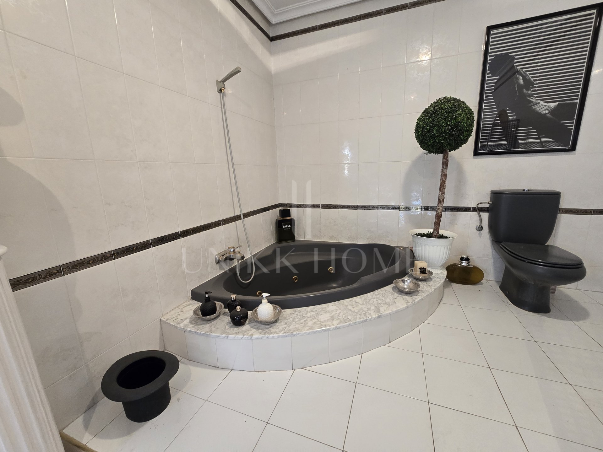 Exclusive detached villa located in one of the most sought-after areas of L'Alfàs del Pi