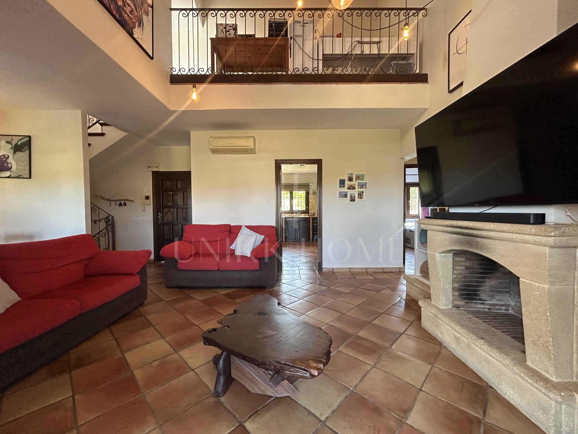 Spectacular Villa for Sale in Guadalobón, Valle Romano, Estepona, Close to the Marina