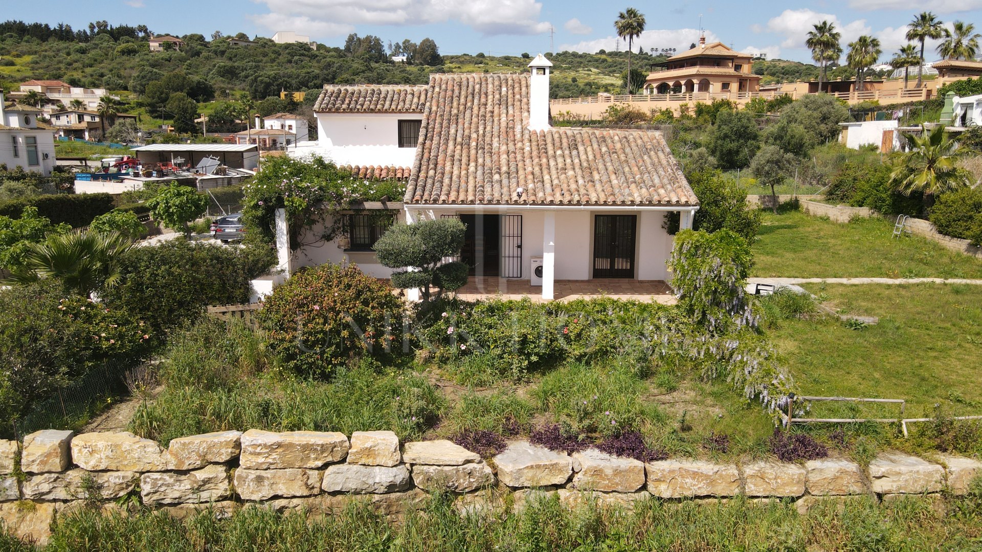 Spectacular Villa for Sale in Guadalobón, Valle Romano, Estepona, Close to the Marina