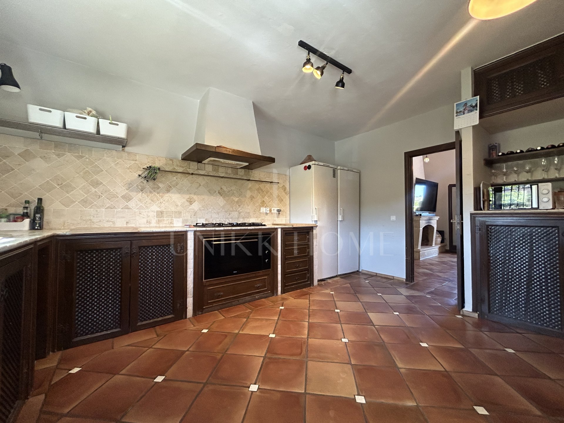 Spectacular Villa for Sale in Guadalobón, Valle Romano, Estepona, Close to the Marina