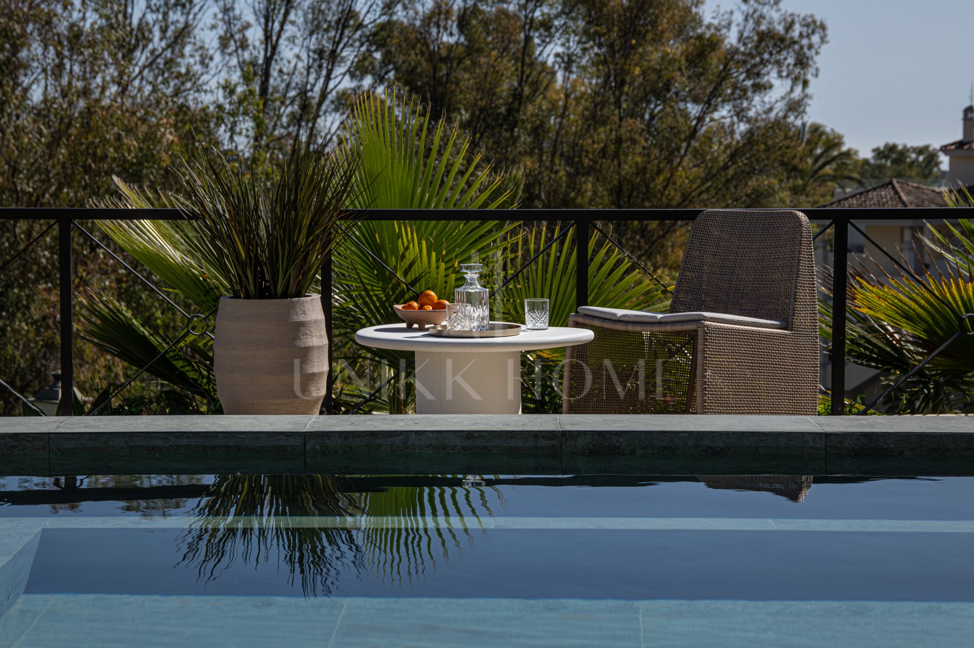 Apartment Vista Lago — Marbella Living with Panoramic Views