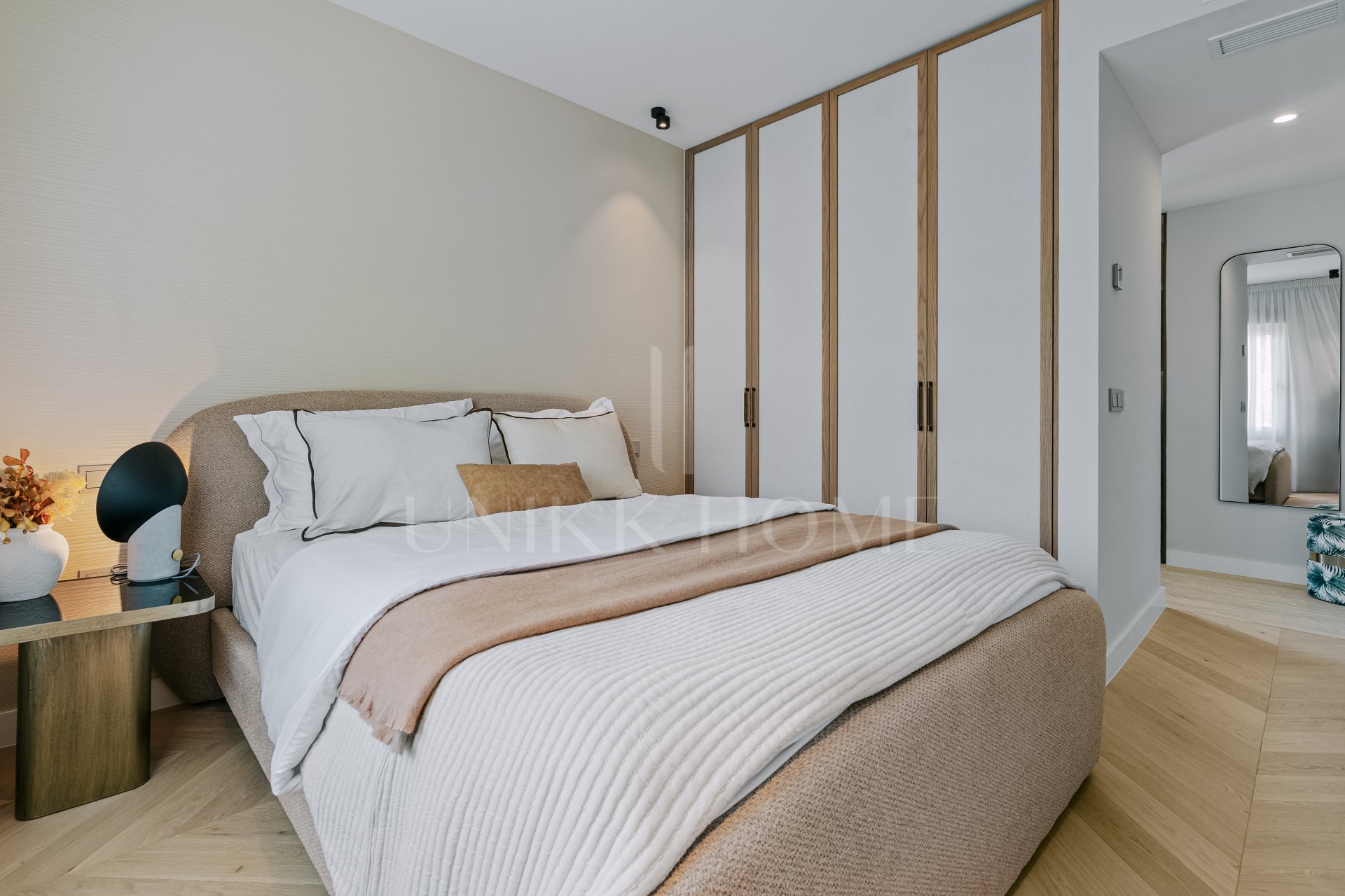 Apartment Vista Lago — Marbella Living with Panoramic Views