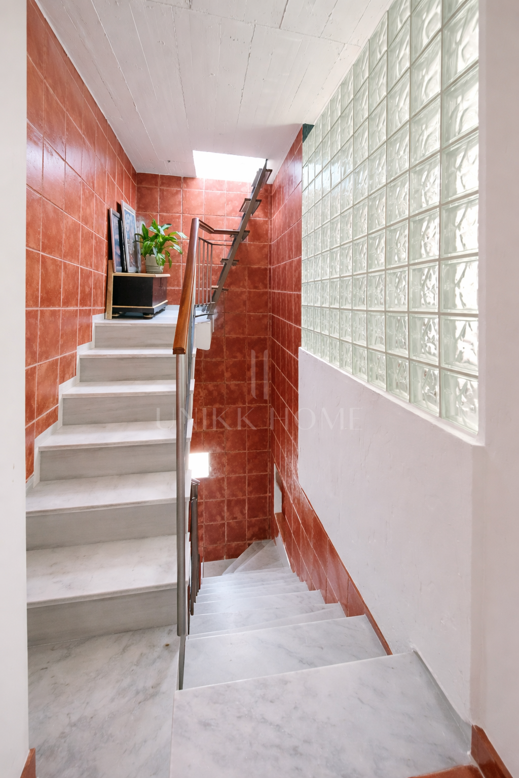 Penthouse with Two Spacious Terraces and Panoramic Views Steps from the Beach in the Heart of Marbella