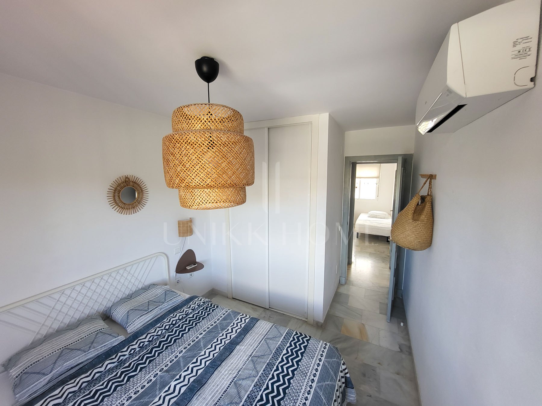 BRIGHT 2-BEDROOM PENTHOUSE WITH 55M² ROOFTOP TERRACE & TOURIST LICENCE.