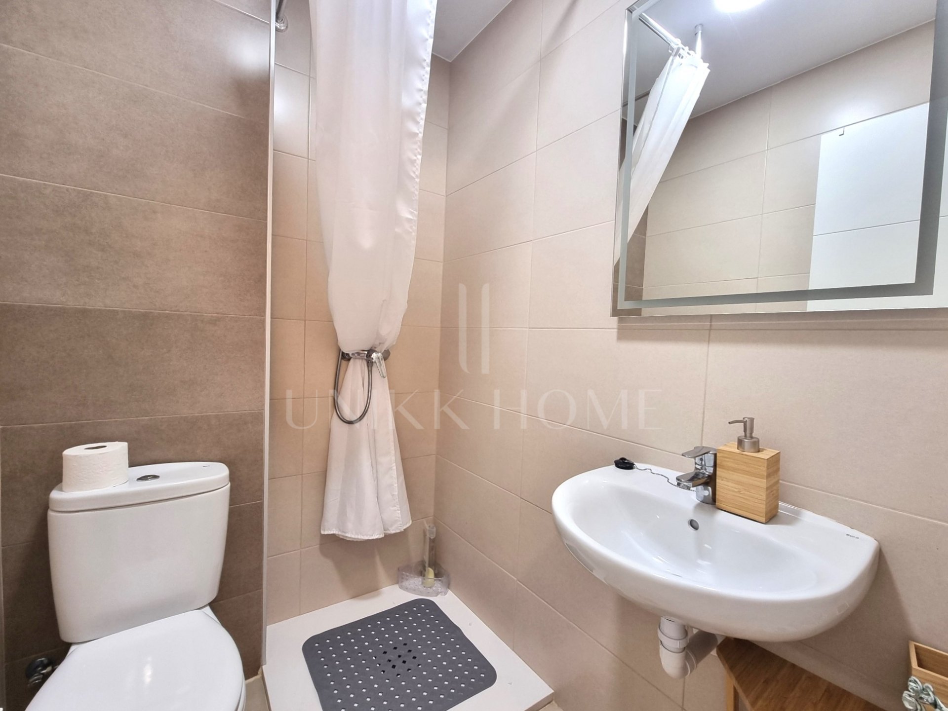 Apartamento en Planta Baja con Acceso a la Piscina – El Faro, Mijas