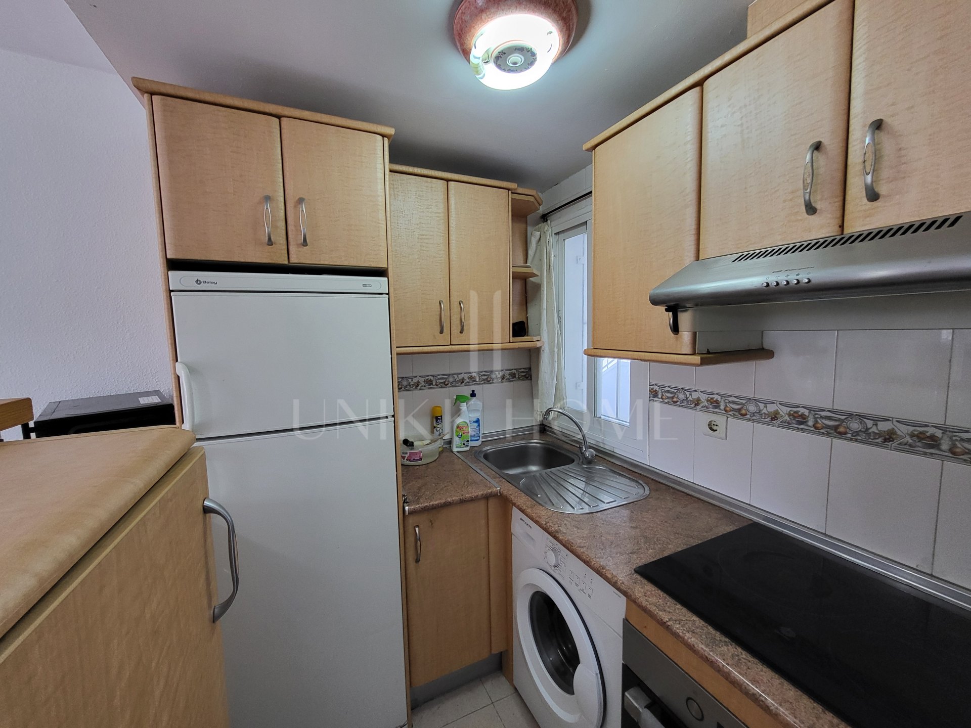 OPPORTUNITY - 2 BEDROOM APARTMENT WITH LARGE TERRACE