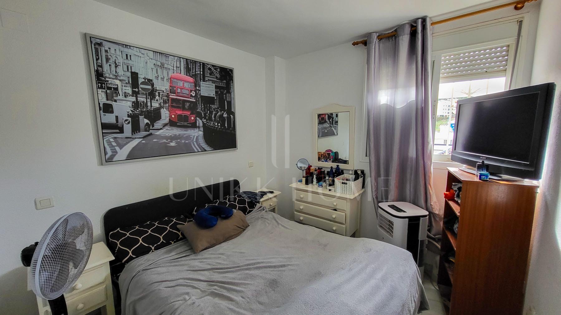 OPPORTUNITY - 2 BEDROOM APARTMENT WITH LARGE TERRACE