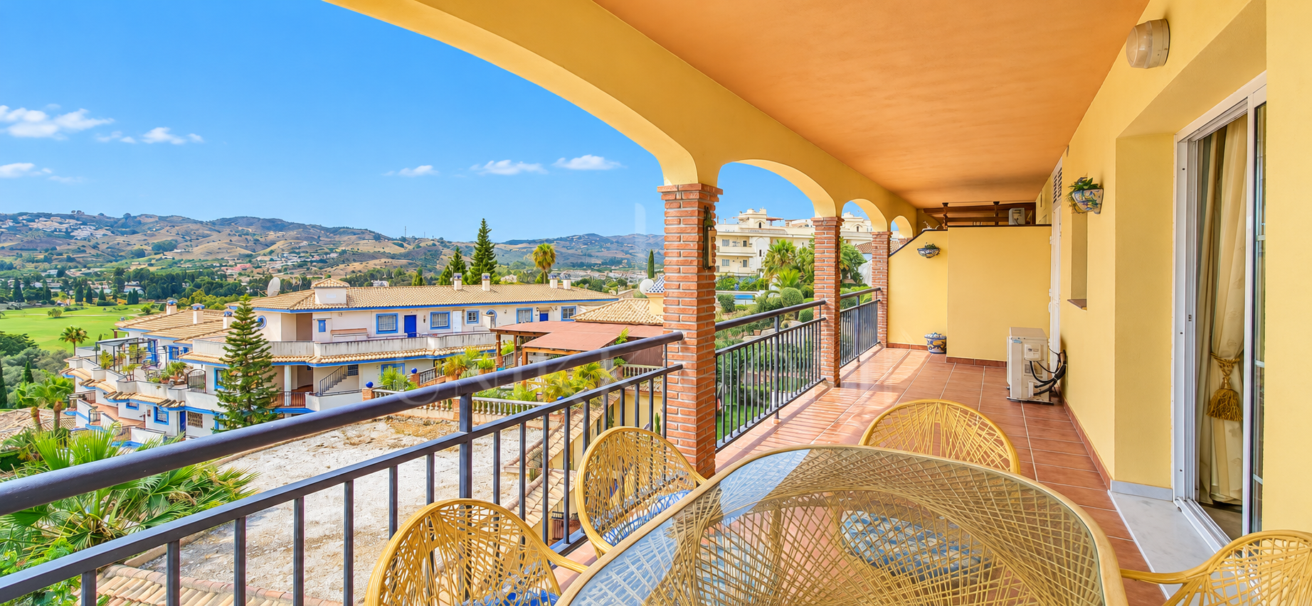 Beautiful 2-Bedroom Apartment in Mijas Golf – Southwest-Facing Terrace with Stunning Golf Views