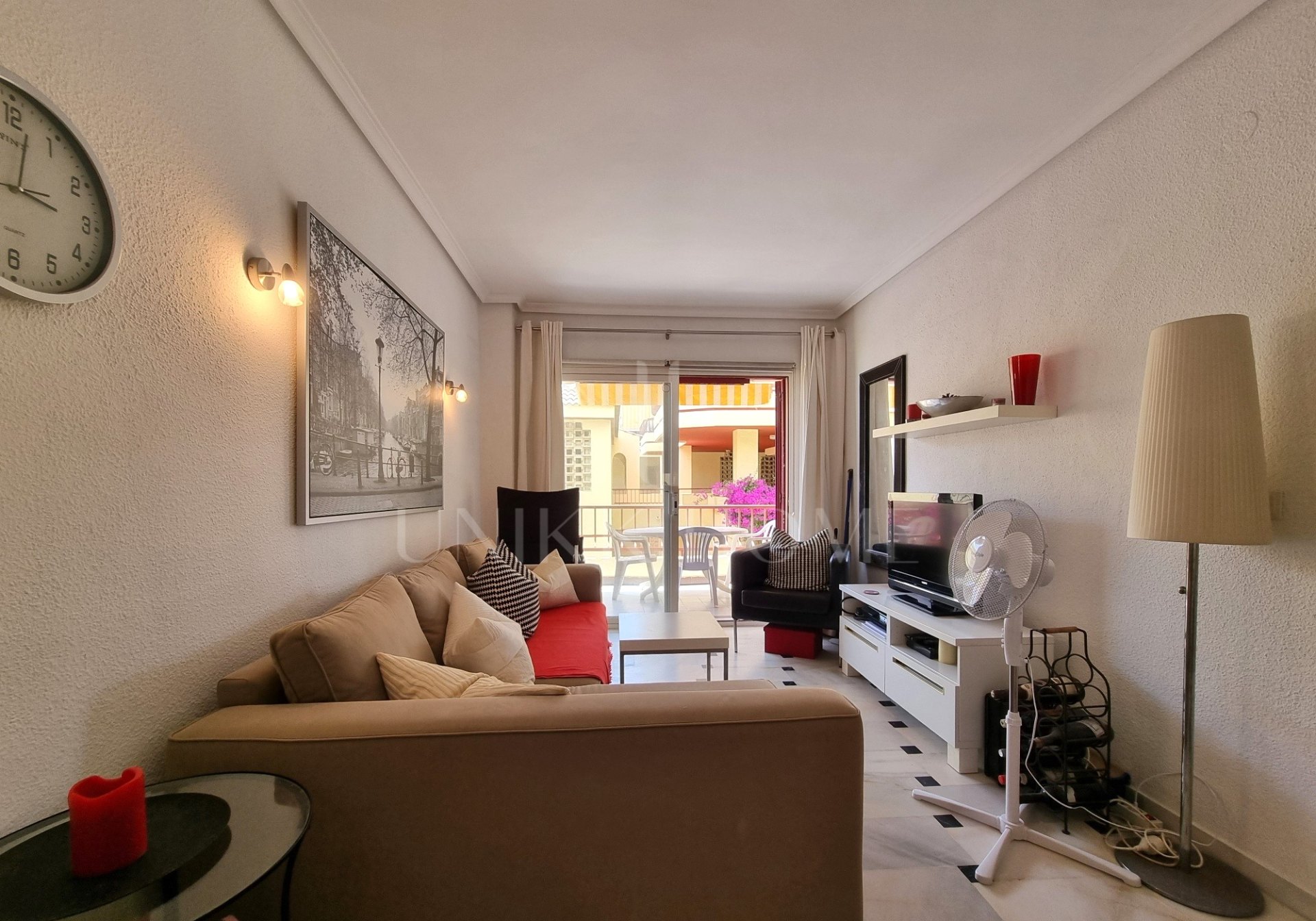 Beachfront Apartment with Stunning Sea Views and Exceptional Investment Potential
