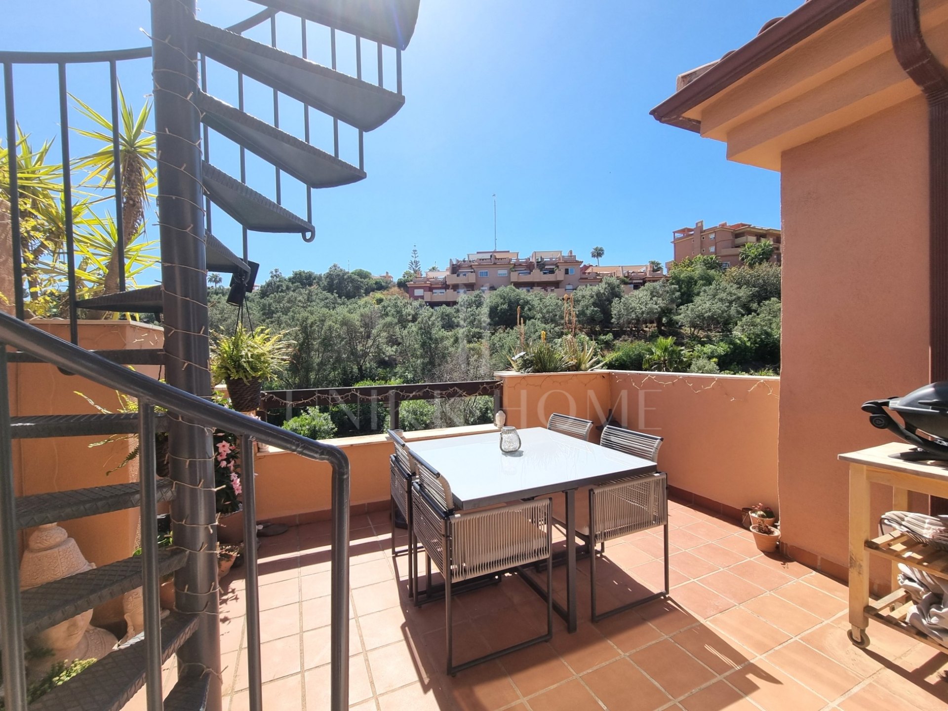 Fantastic 2 bedroom penthouse in La Reserva de Marbella