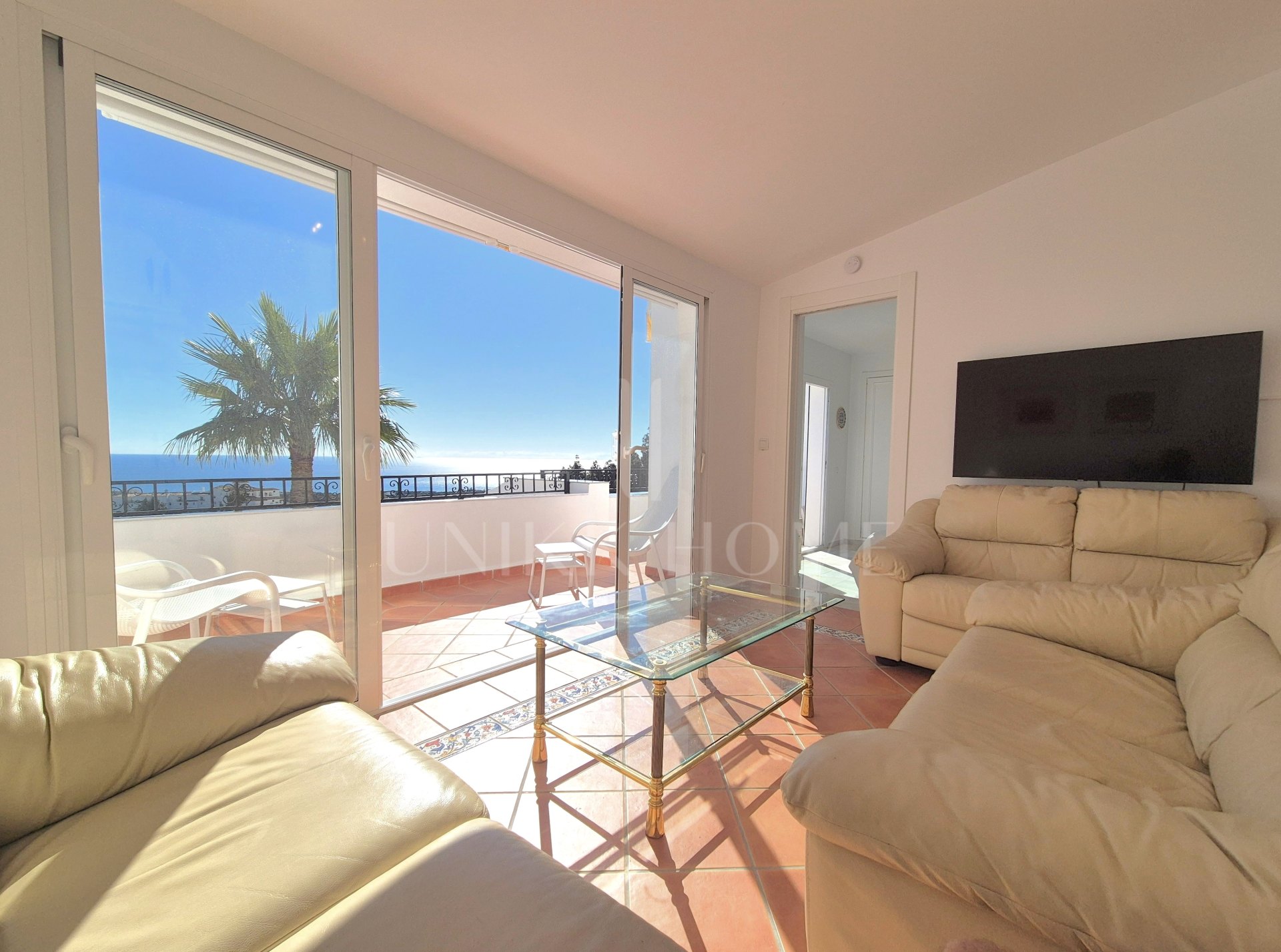 A duplex penthouse with the most stunning panoramic sea views in Calahonda.