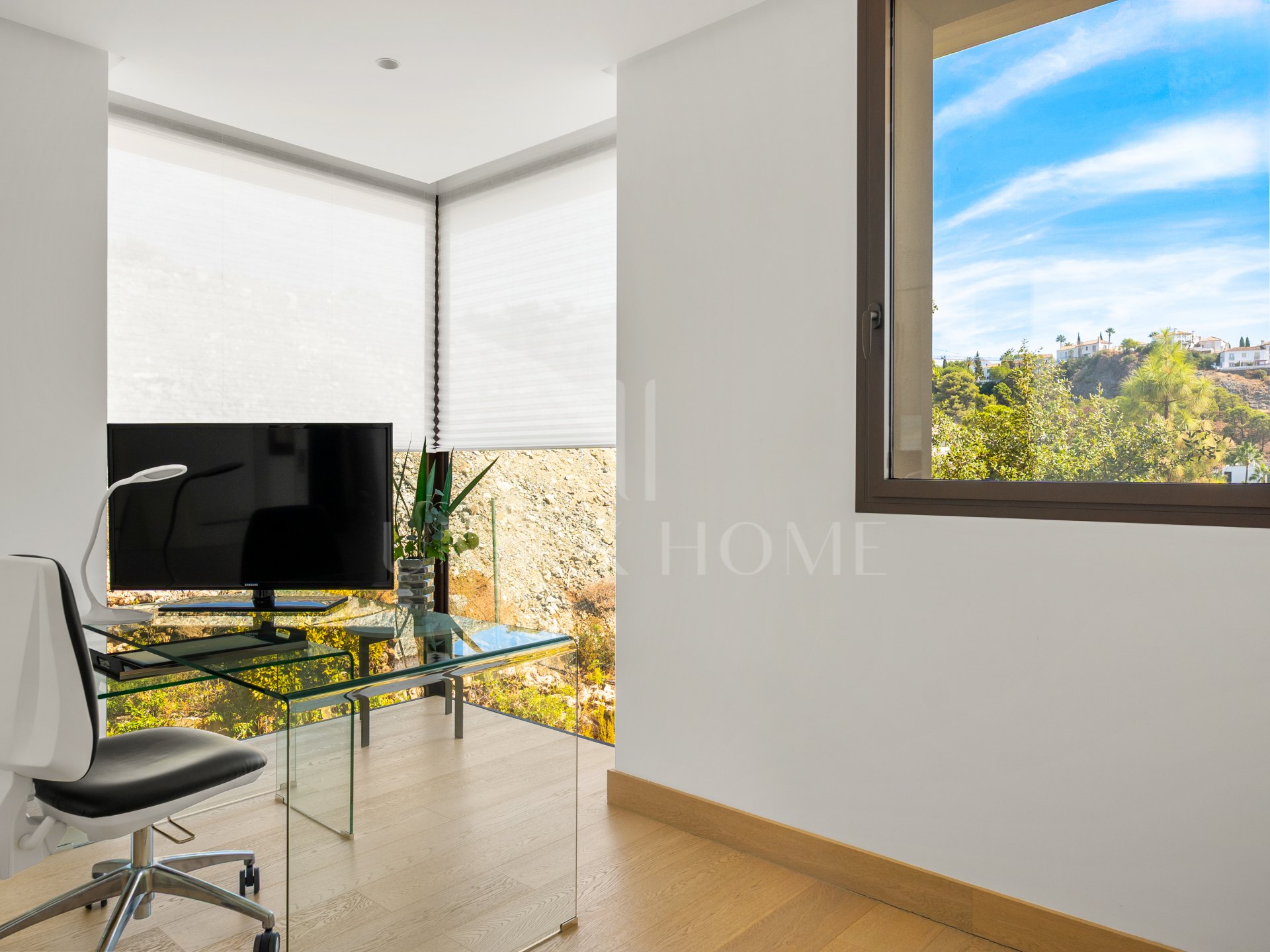 Stylish and modern luxury villa with panoramic sea views in La Reserva del Alcuzcuz, Benahavis