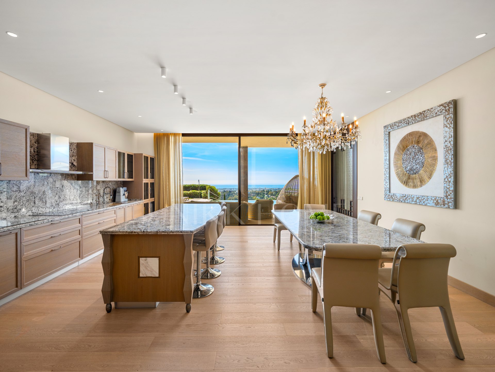 Stylish and modern luxury villa with panoramic sea views in La Reserva del Alcuzcuz, Benahavis