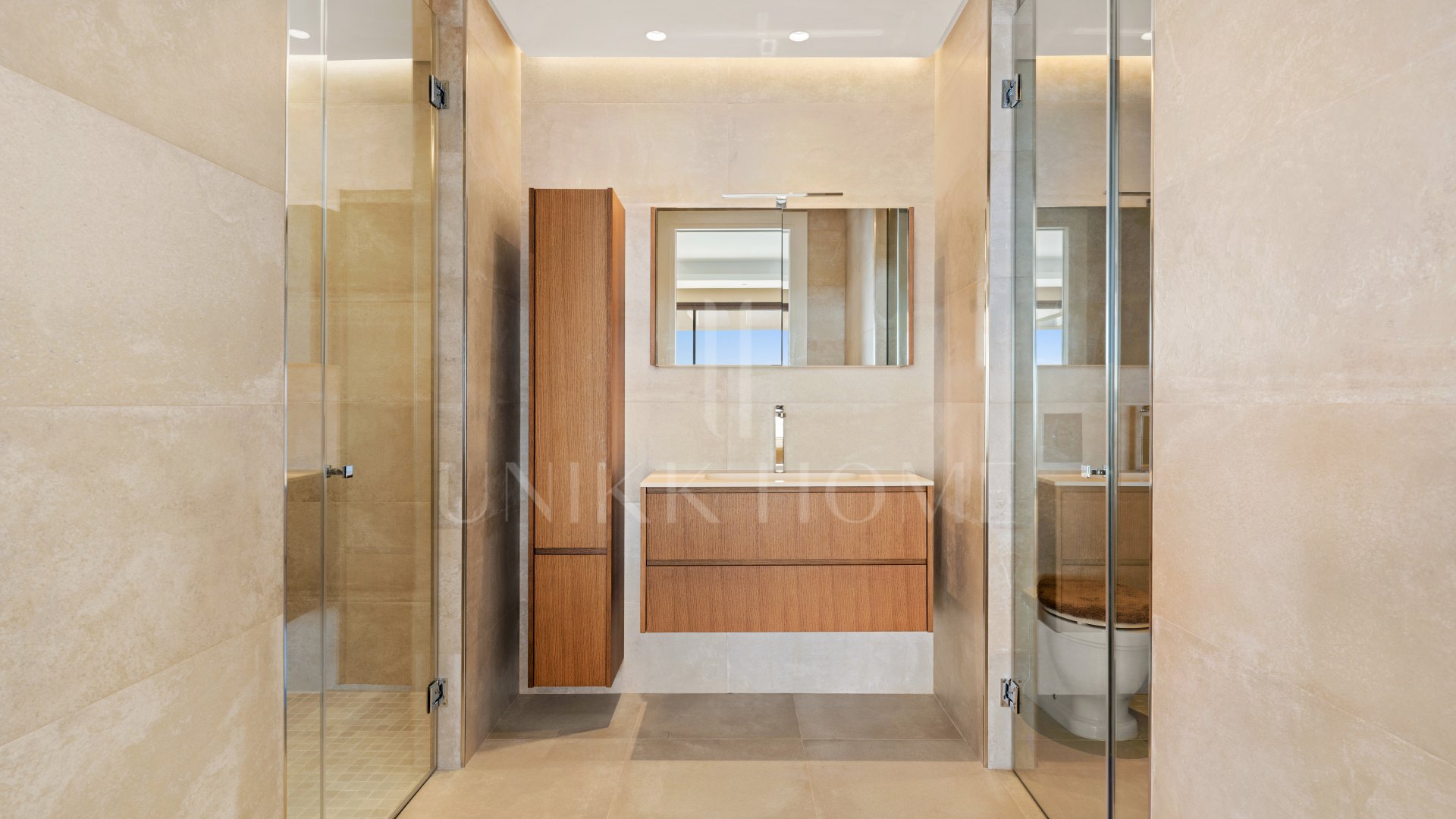 Stylish and modern luxury villa with panoramic sea views in La Reserva del Alcuzcuz, Benahavis