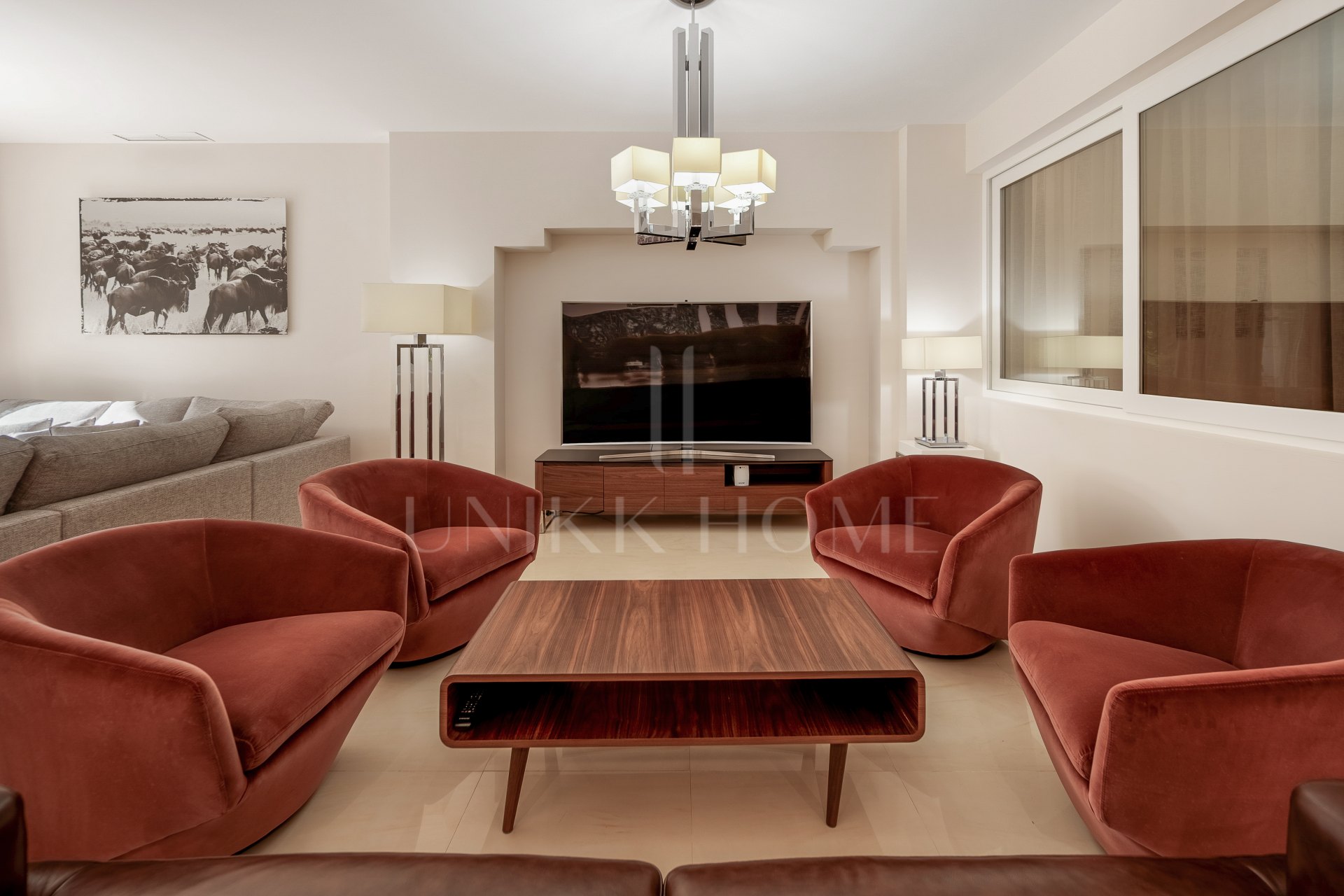 Splendid duplex in a historic residence in the center of Puerto Banus