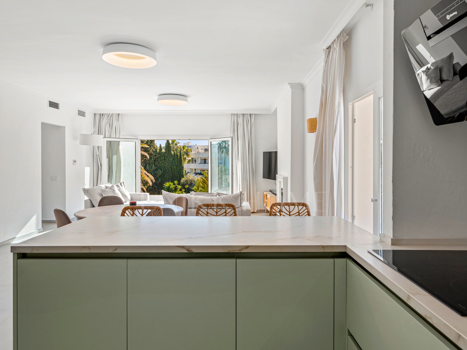 Luxury Penthouse in Nueva Andalucía