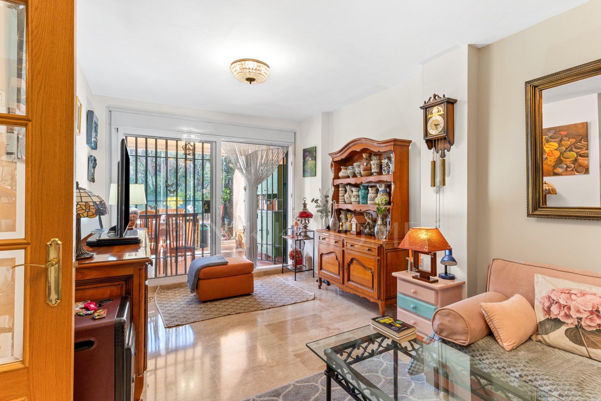 Ground Floor Apartment for sale in Marbella East, Marbella (All)