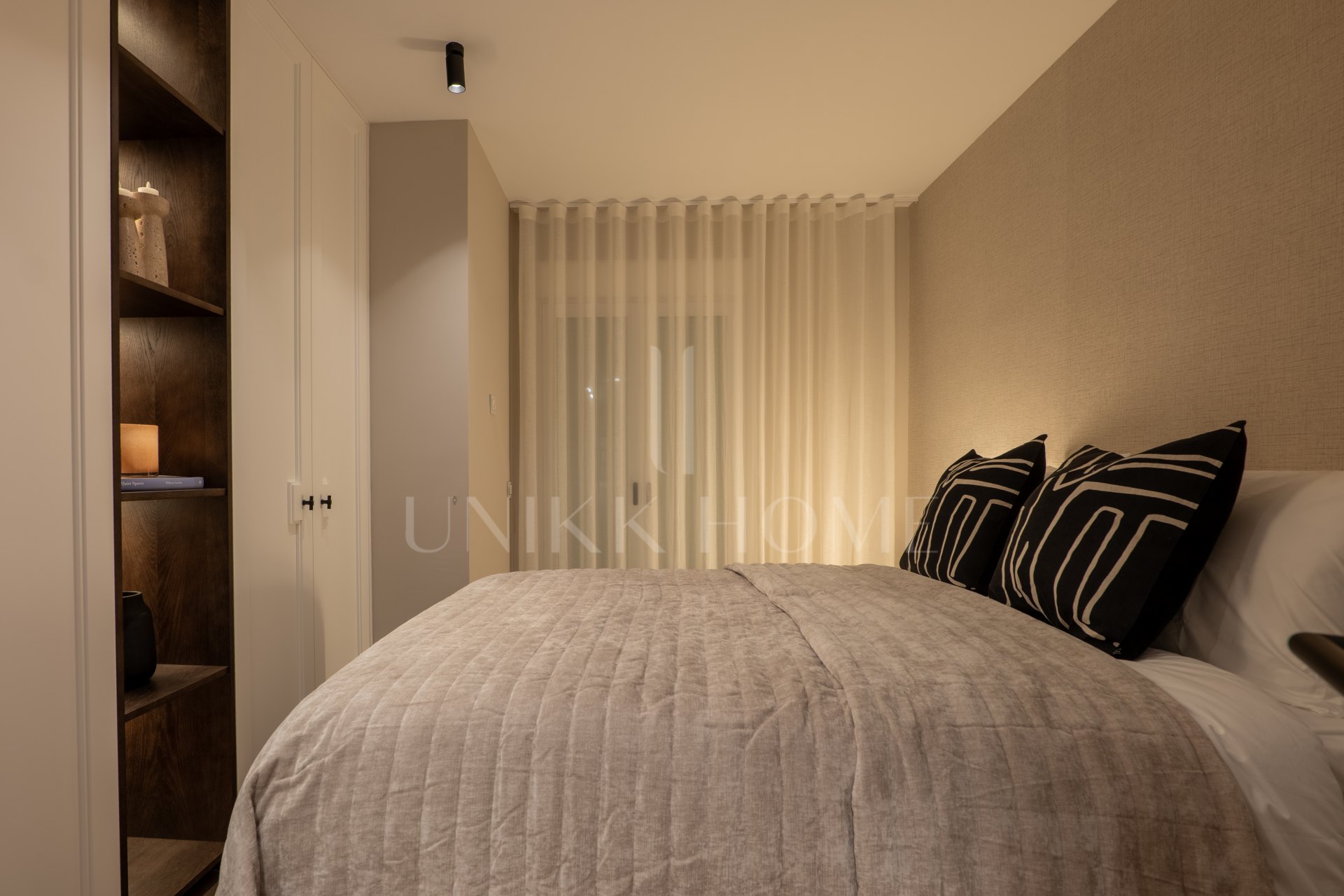 Vista Azul 4 - A Stylish Renovated 3-Bedroom South-Facing Penthouse with Stunning Sea & Mountain Views