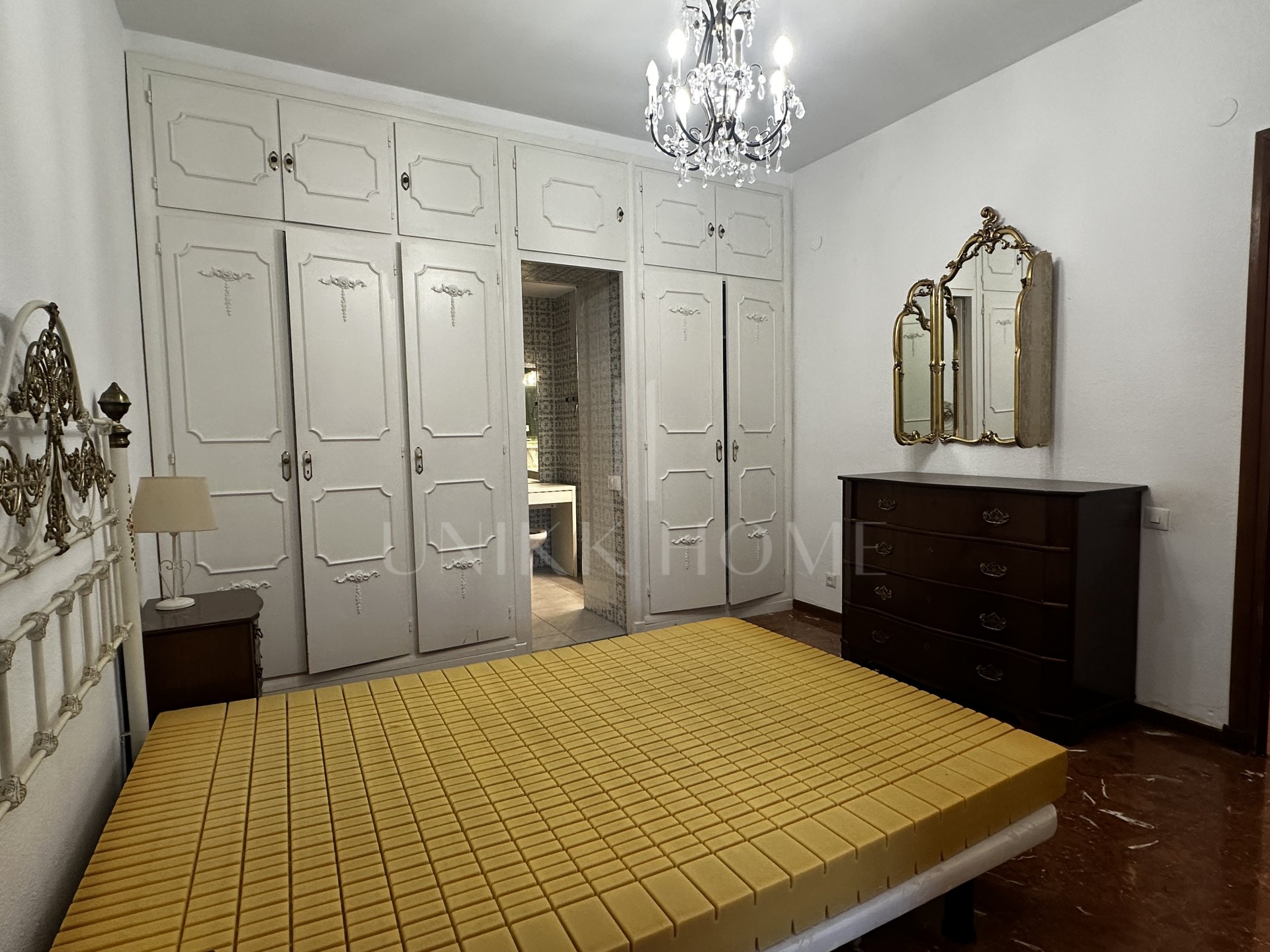 Distinctive property in the heart of Malaga