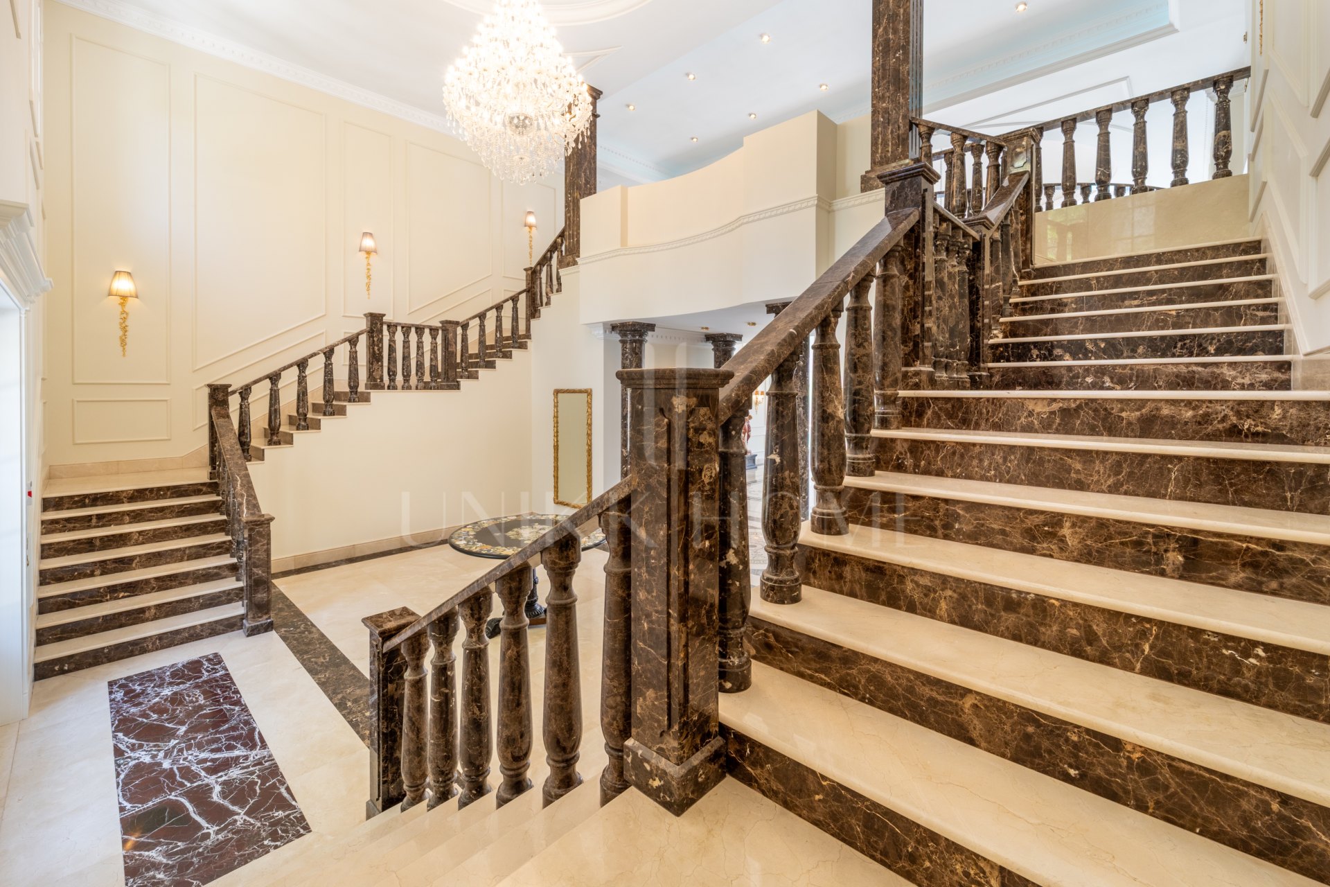 Rare Trophy Estate Situated on a Double Plot in Sierra Blanca