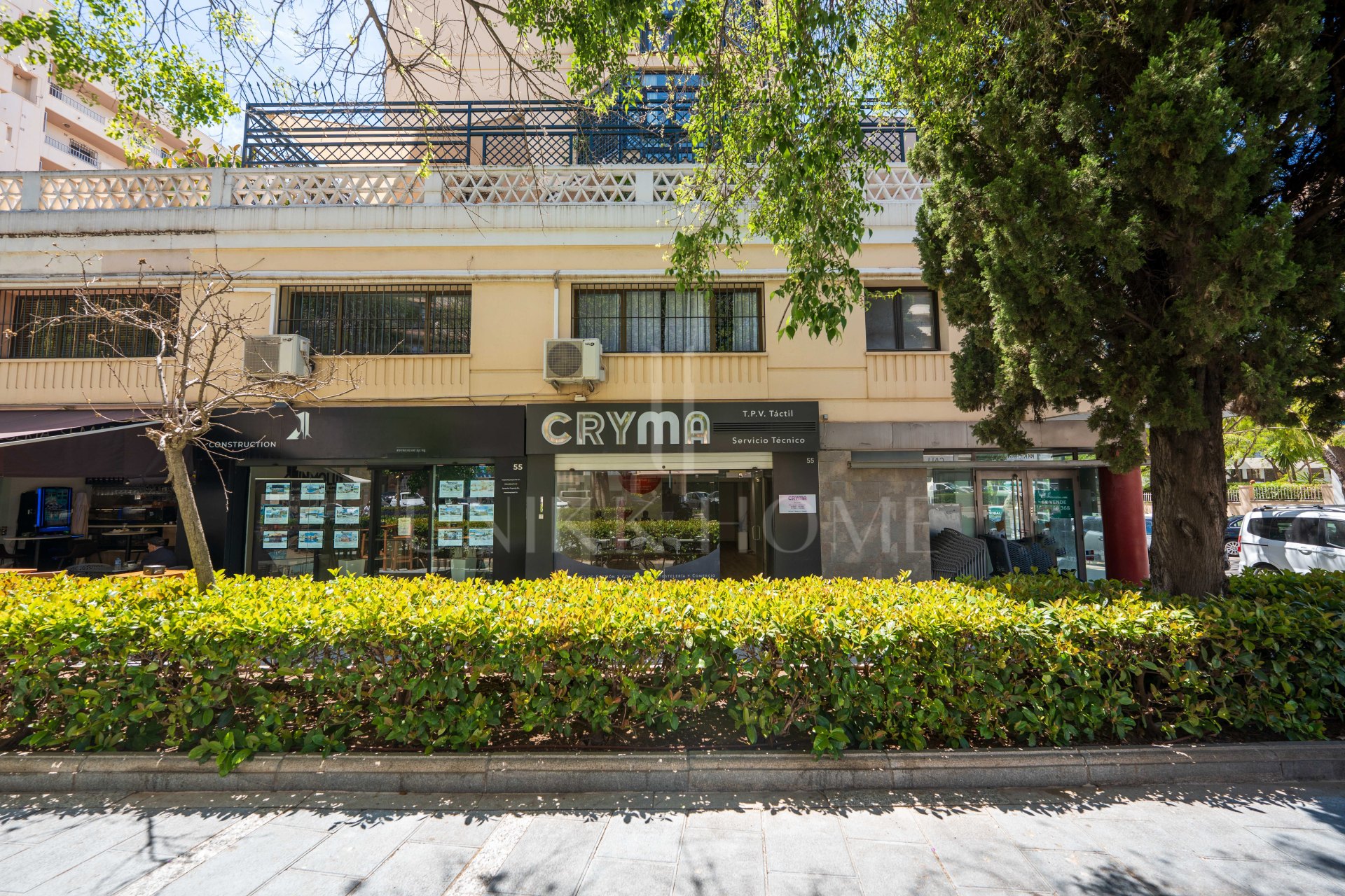 Commercial Premises for Sale on Ricardo Soriano Avenue, Marbella