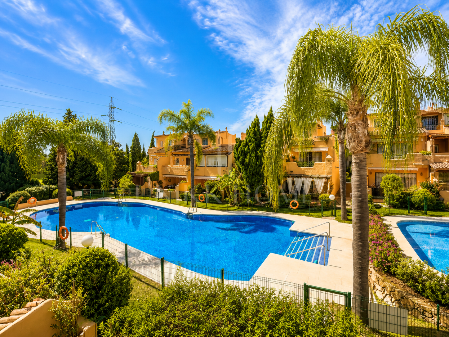 Exclusive Corner Townhouse in Oasis de Nagüeles – Marbella’s Prestigious Golden Mile
