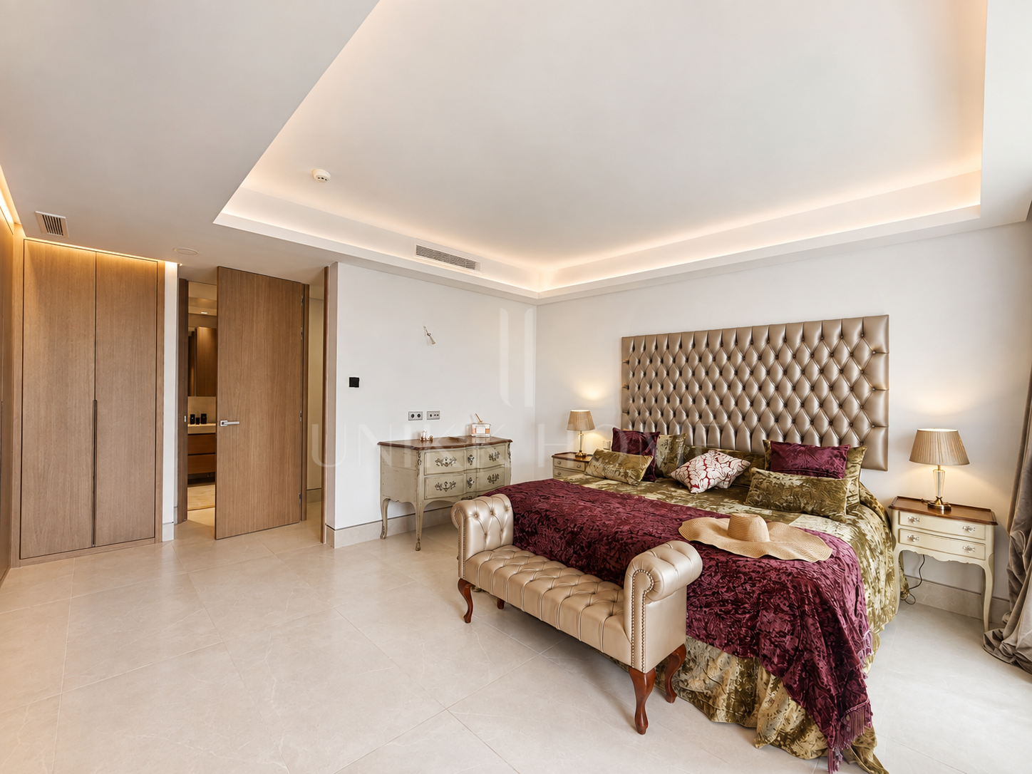 LUXURY AND LIFESTYLE BY THE SEA IN MALAGA CITY