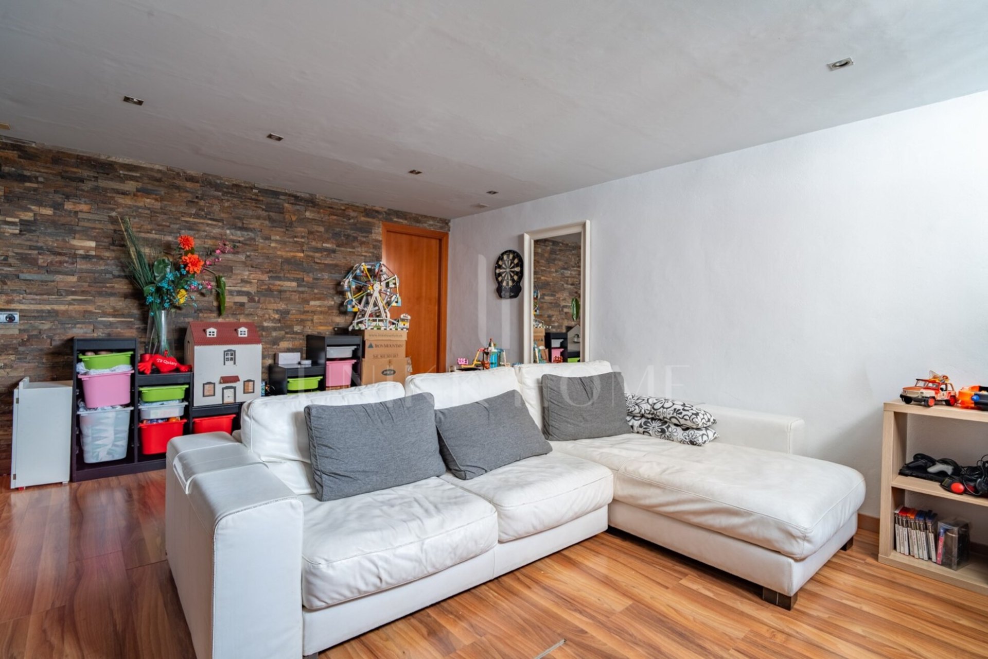 Semi-detached villa in Cártama with patio, sun terrace and communal pool. Live and enjoy every corner of your new home in Cártama!