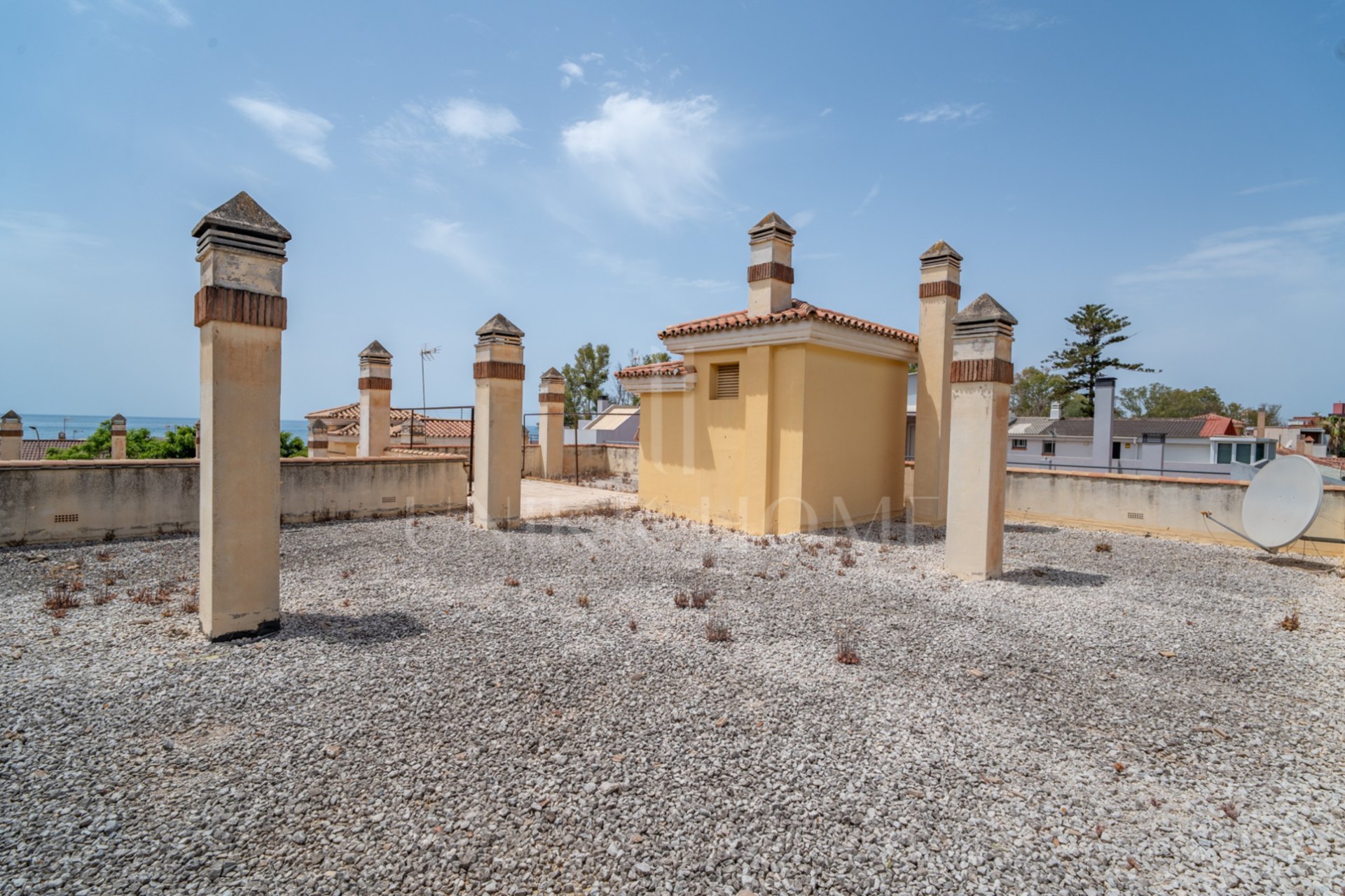 Exclusive opportunity in Pedregalejo, one of the most sought-after and charming neighborhoods in East Malaga.