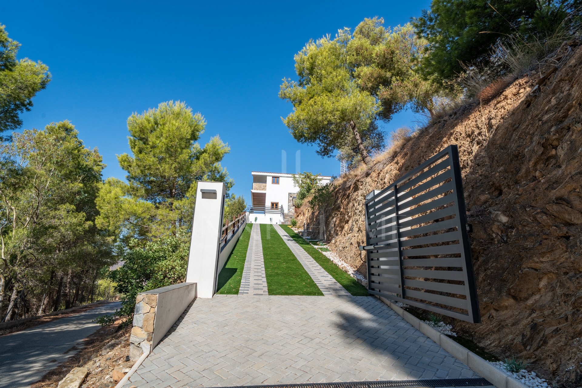 Unique opportunity in the Montes de Málaga!