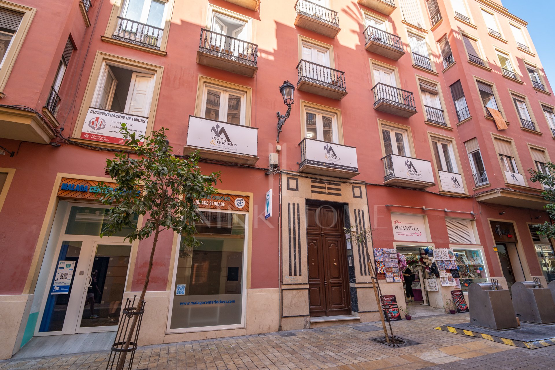 Exclusiva vivienda con licencia turística en pleno Centro Histórico de Málaga