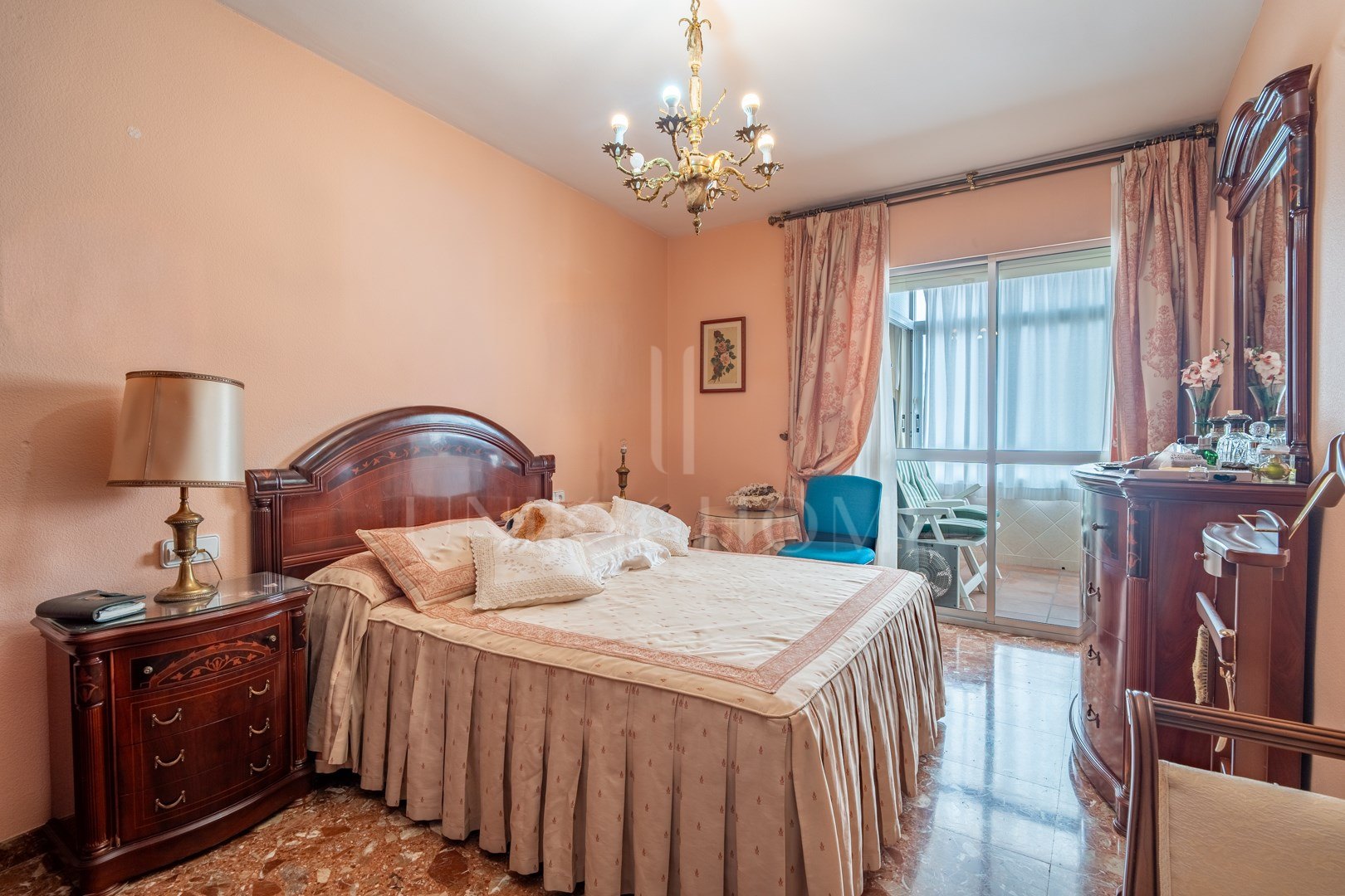 Spacious Apartment with Garage and Terraces Near Málaga Historic Centre
