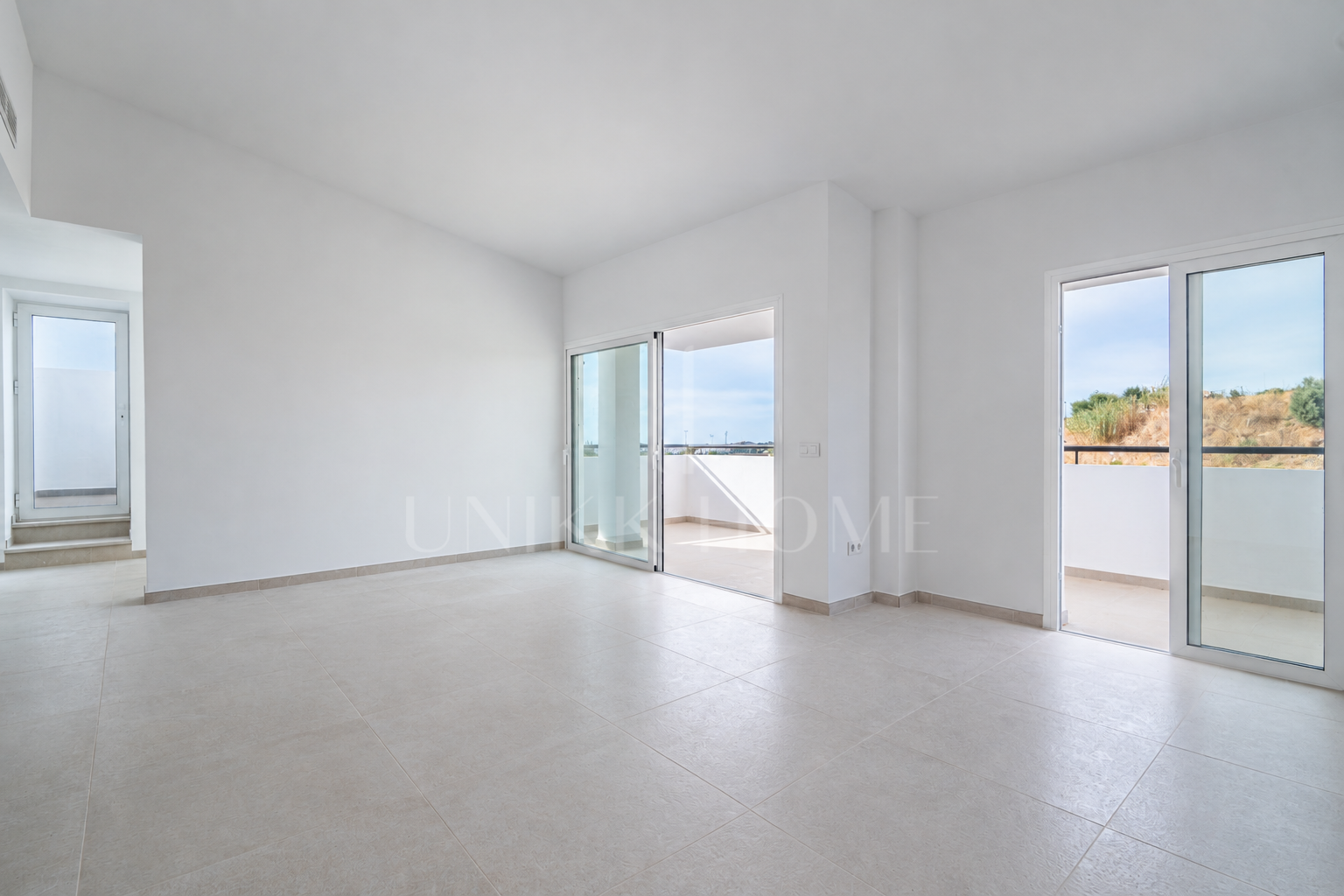 Villa de obra nueva con vistas bonitas en Mijas Pueblo