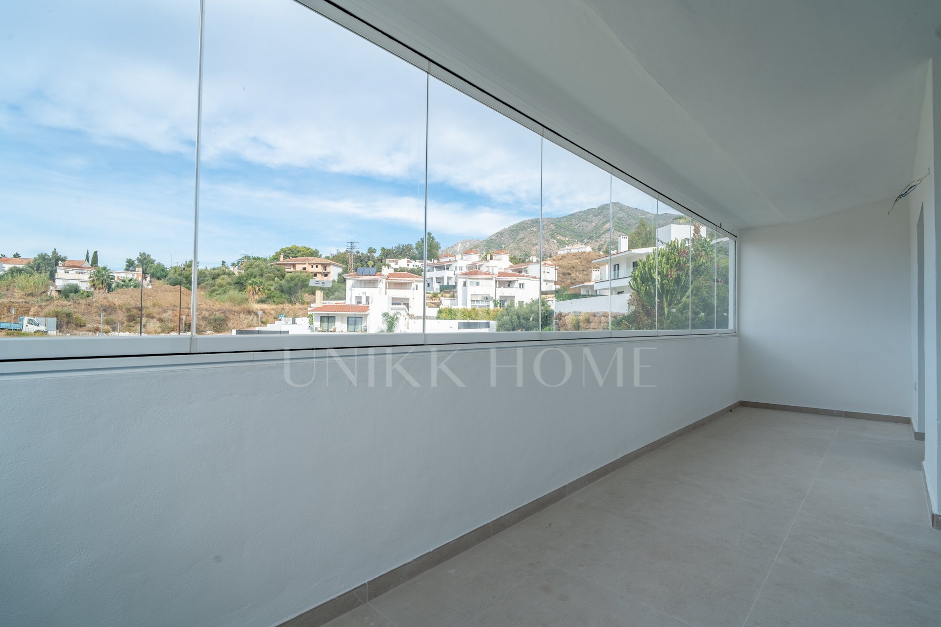 Villa de obra nueva con vistas bonitas en Mijas Pueblo