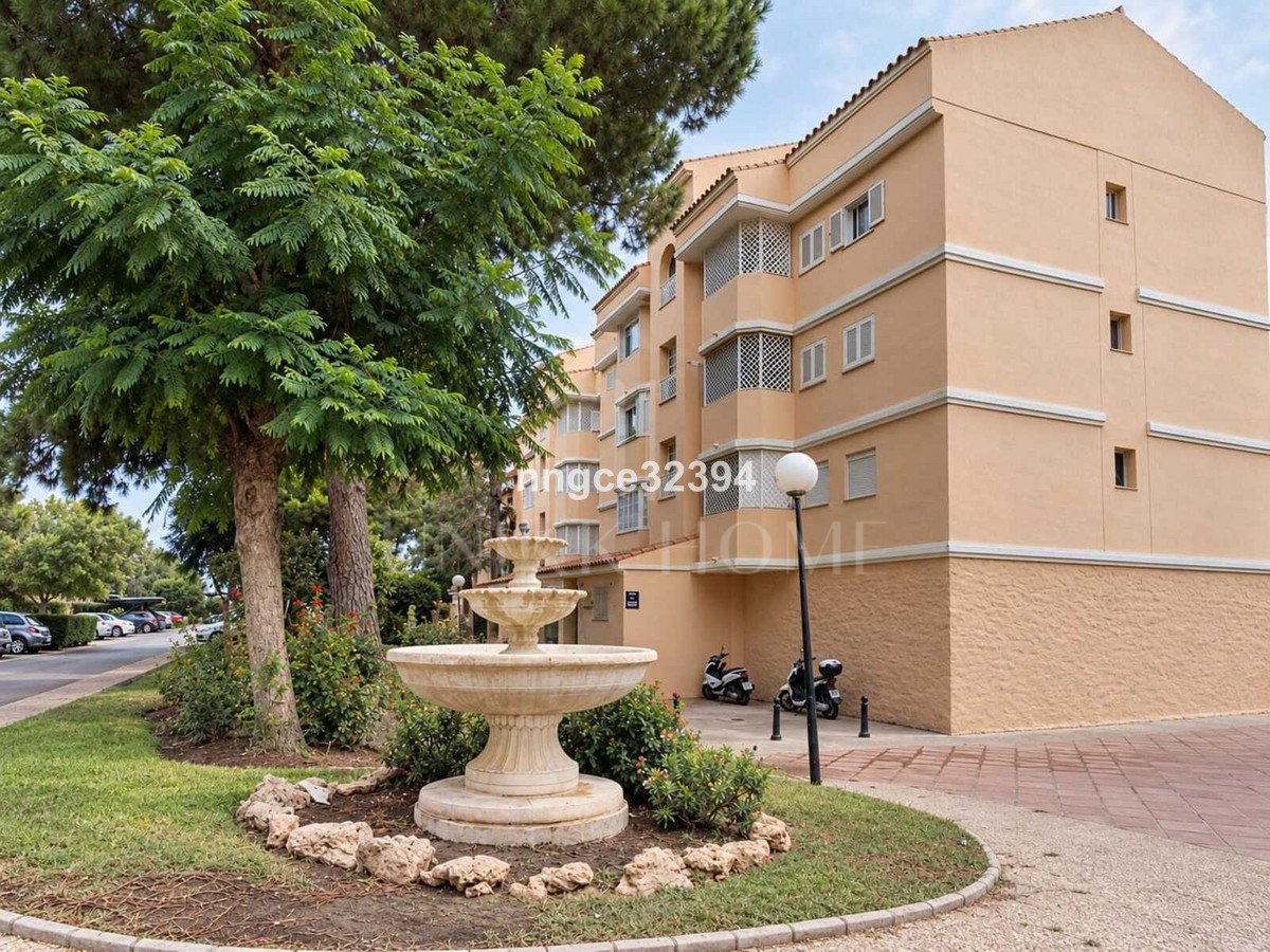 Renovado Turnkey 2-Bed End Apartment ¦ Selwo, Nueva Milla de Oro