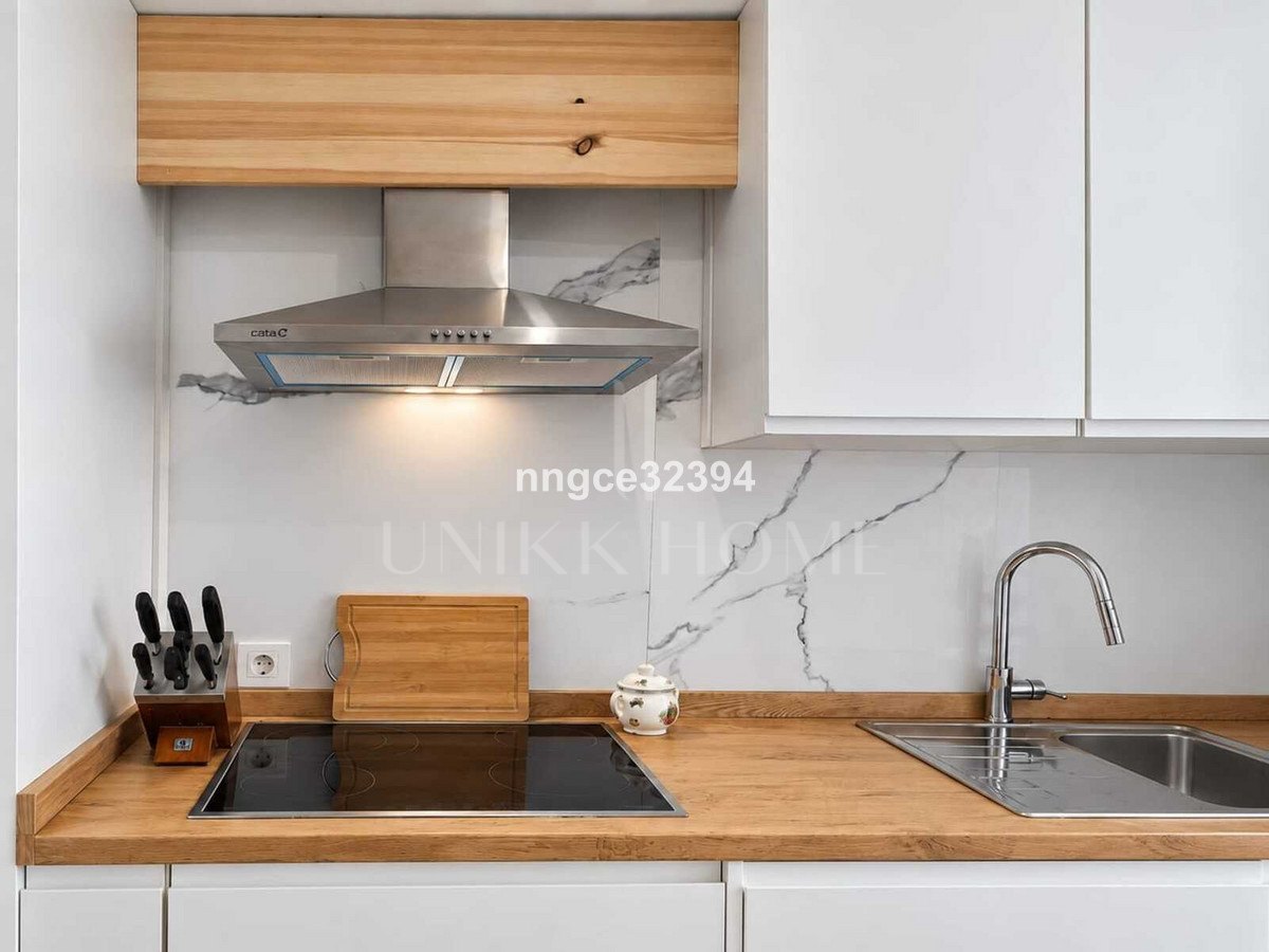Renovado Turnkey 2-Bed End Apartment ¦ Selwo, Nueva Milla de Oro