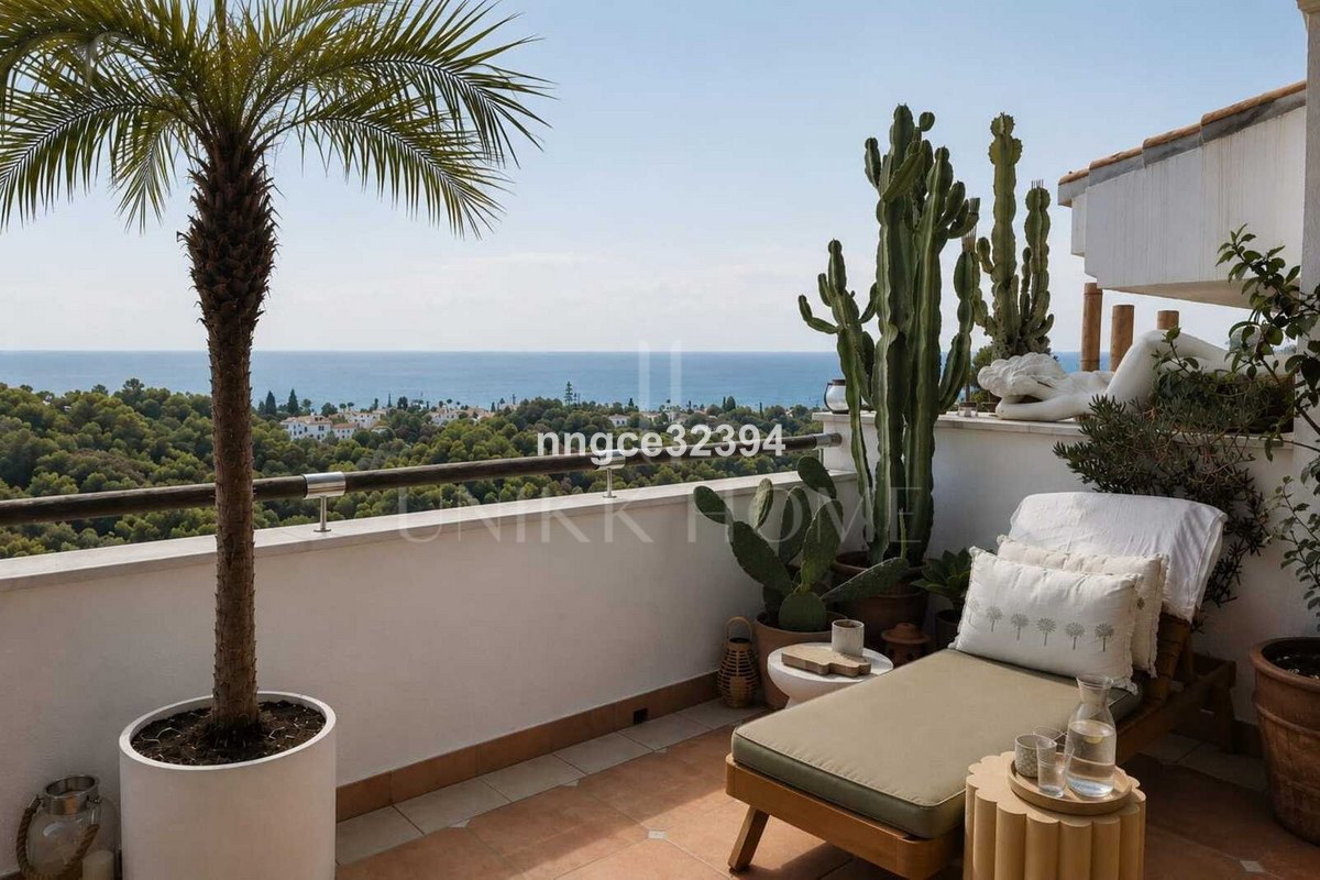 Apartamento de 2 dormitorios con vistas al mar en Sierra Blanca, a 5 minutos de Marbella Milla de Oro