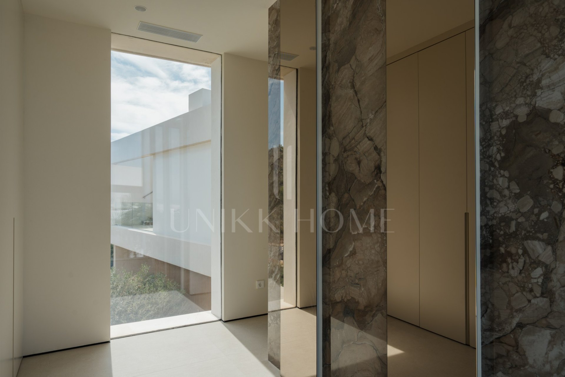 Villa de diseño con vistas panorámicas en La Cala Golf