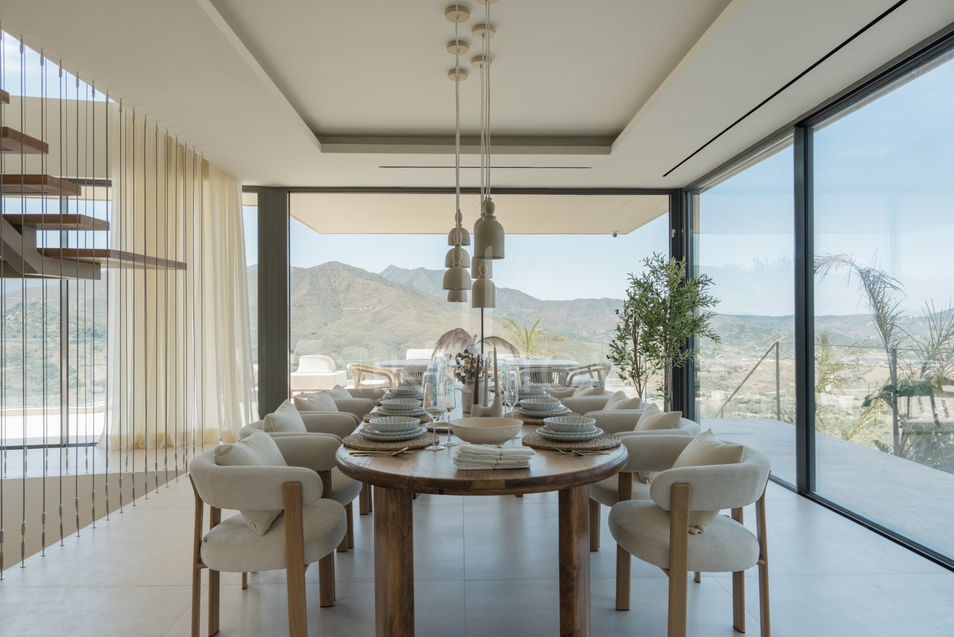 Villa de diseño con vistas panorámicas en La Cala Golf