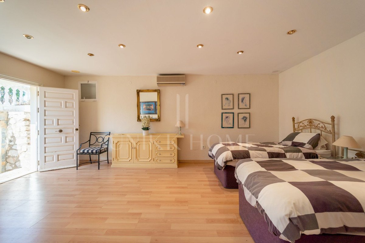 FANTASTICA VILLA A 20 MINUTOS DE MARBELLA