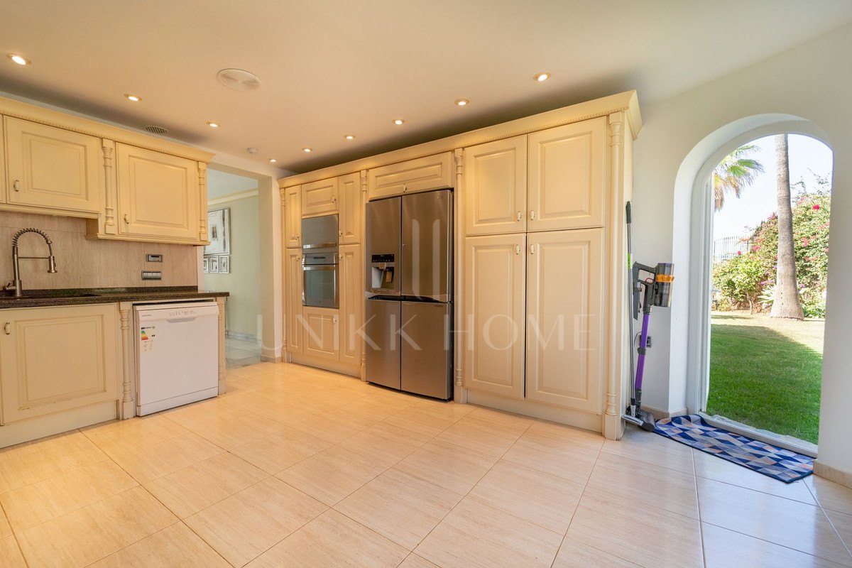 FANTASTICA VILLA A 20 MINUTOS DE MARBELLA