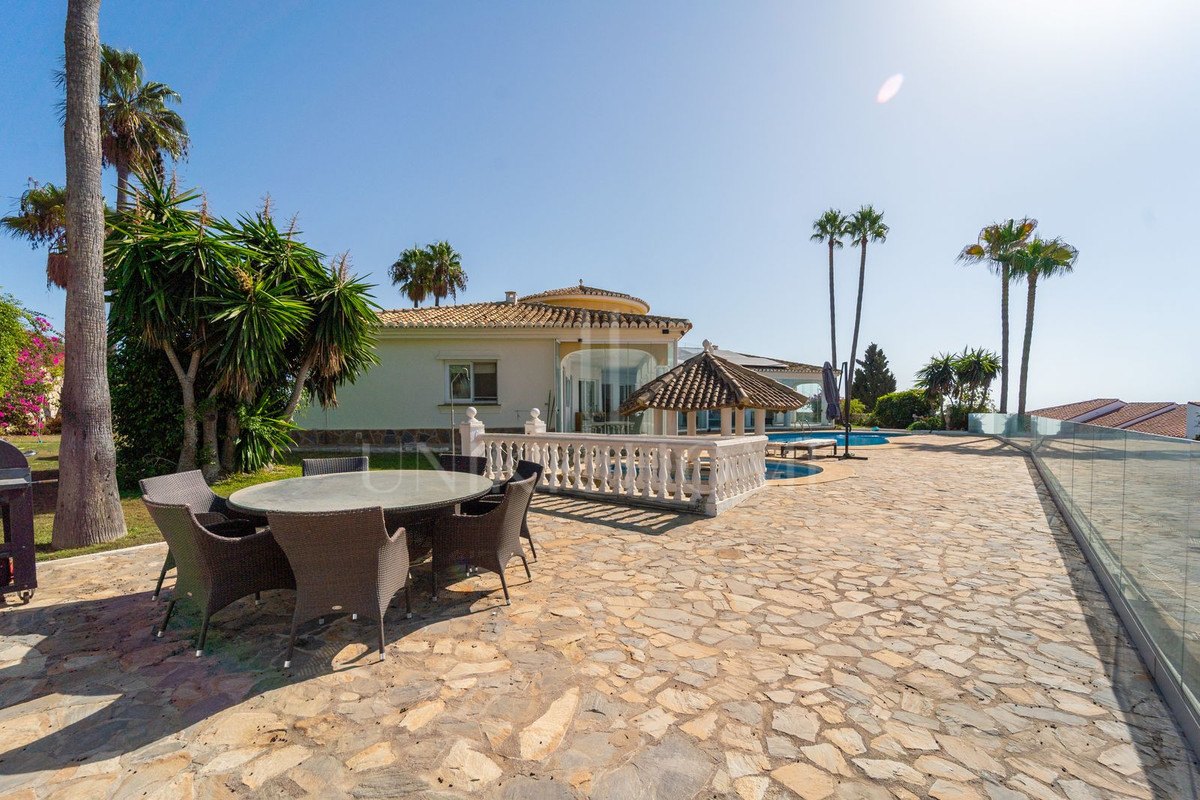 FANTASTICA VILLA A 20 MINUTOS DE MARBELLA