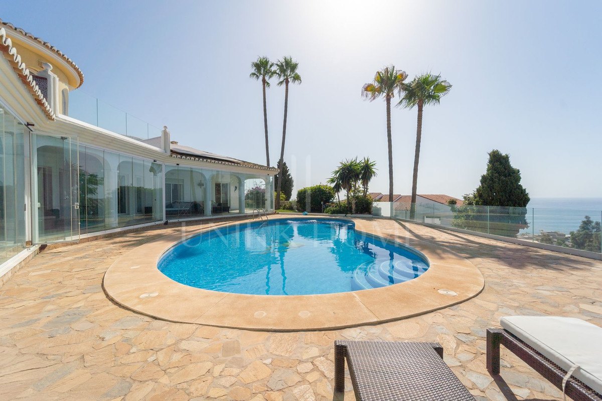 FANTASTICA VILLA A 20 MINUTOS DE MARBELLA