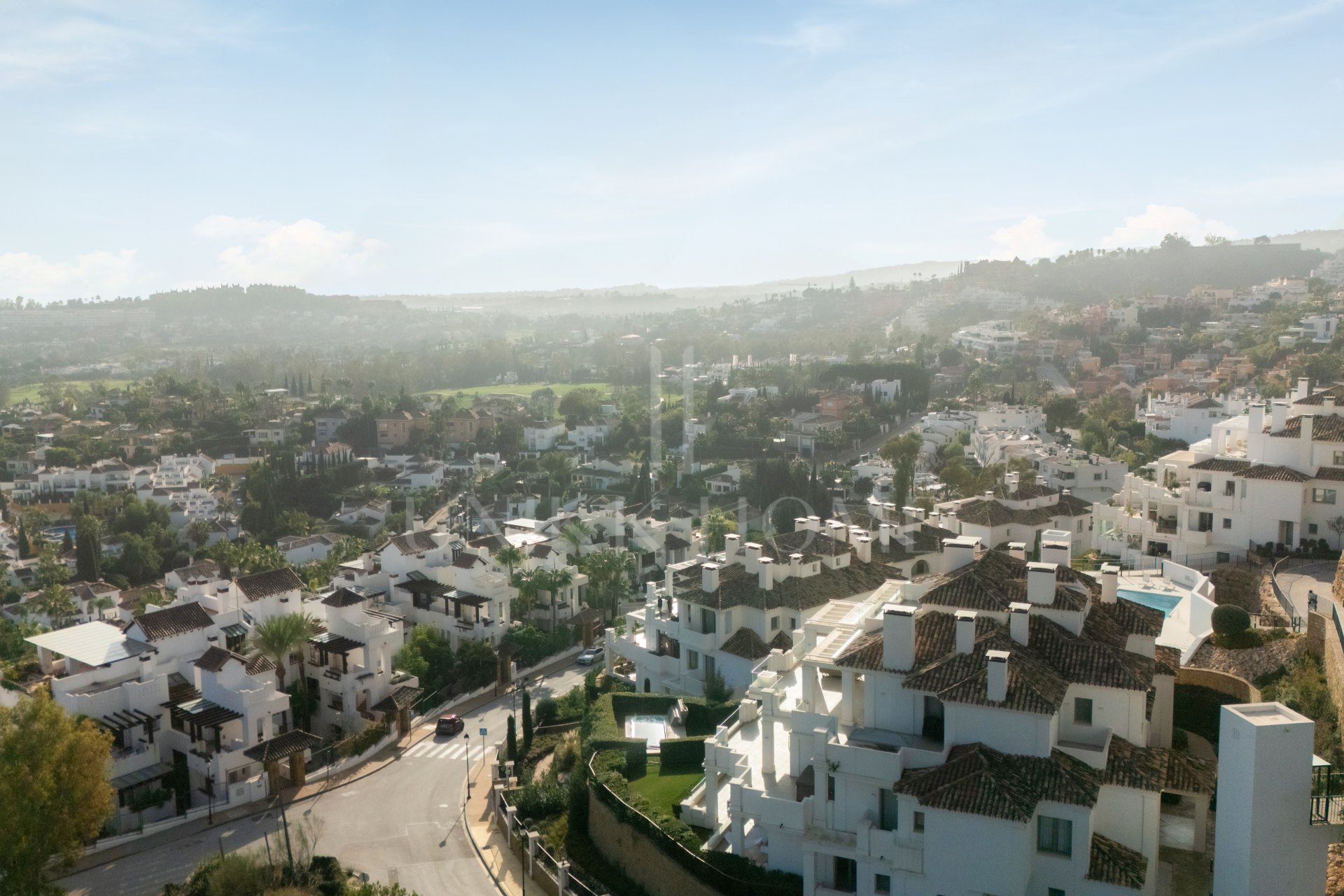 IMPRESIONANTE APARTAMENTO EN MARBELLA