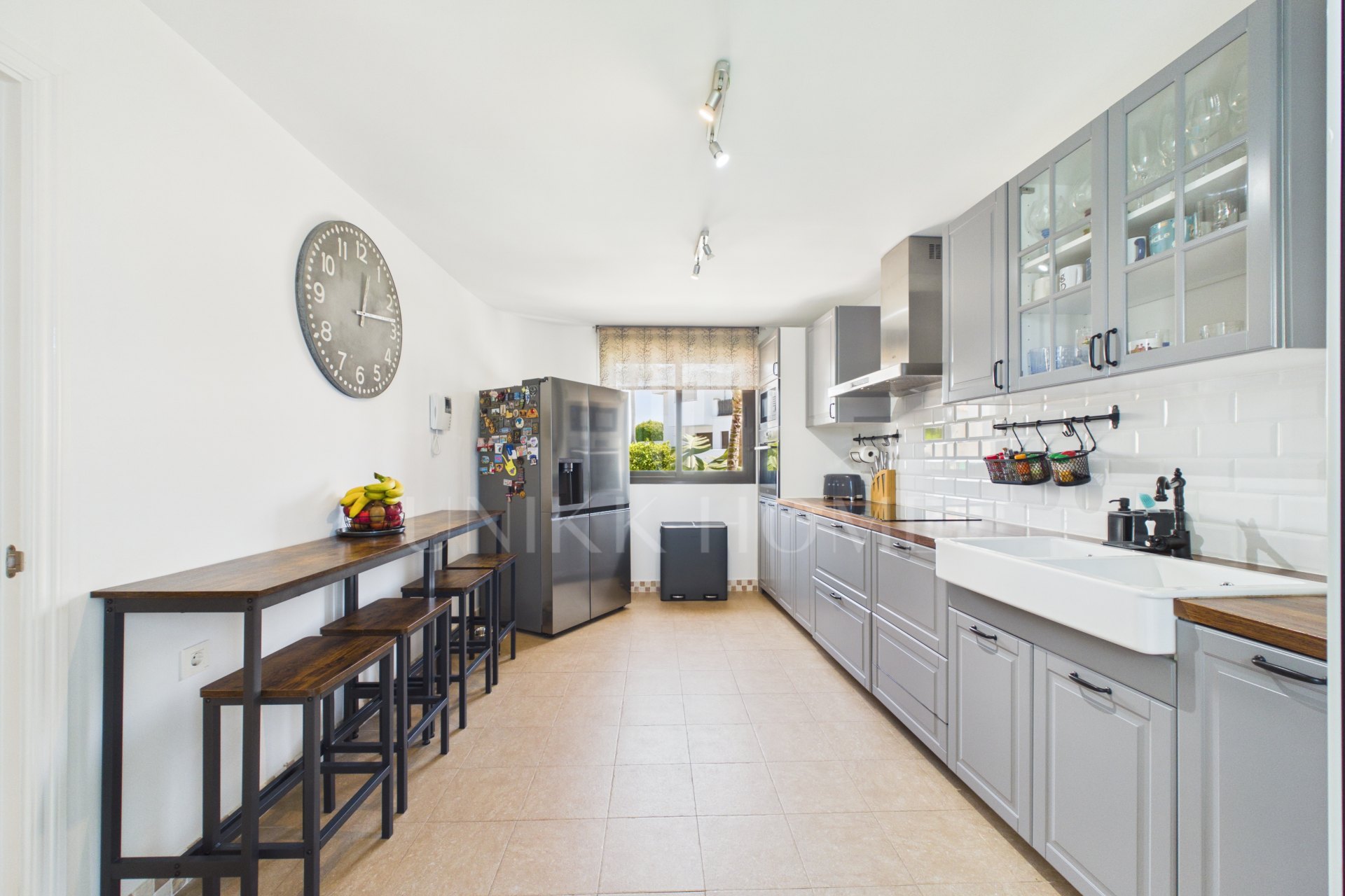 Stunning townhouse next to the prestigious La Hacienda Alcaidesa Golf